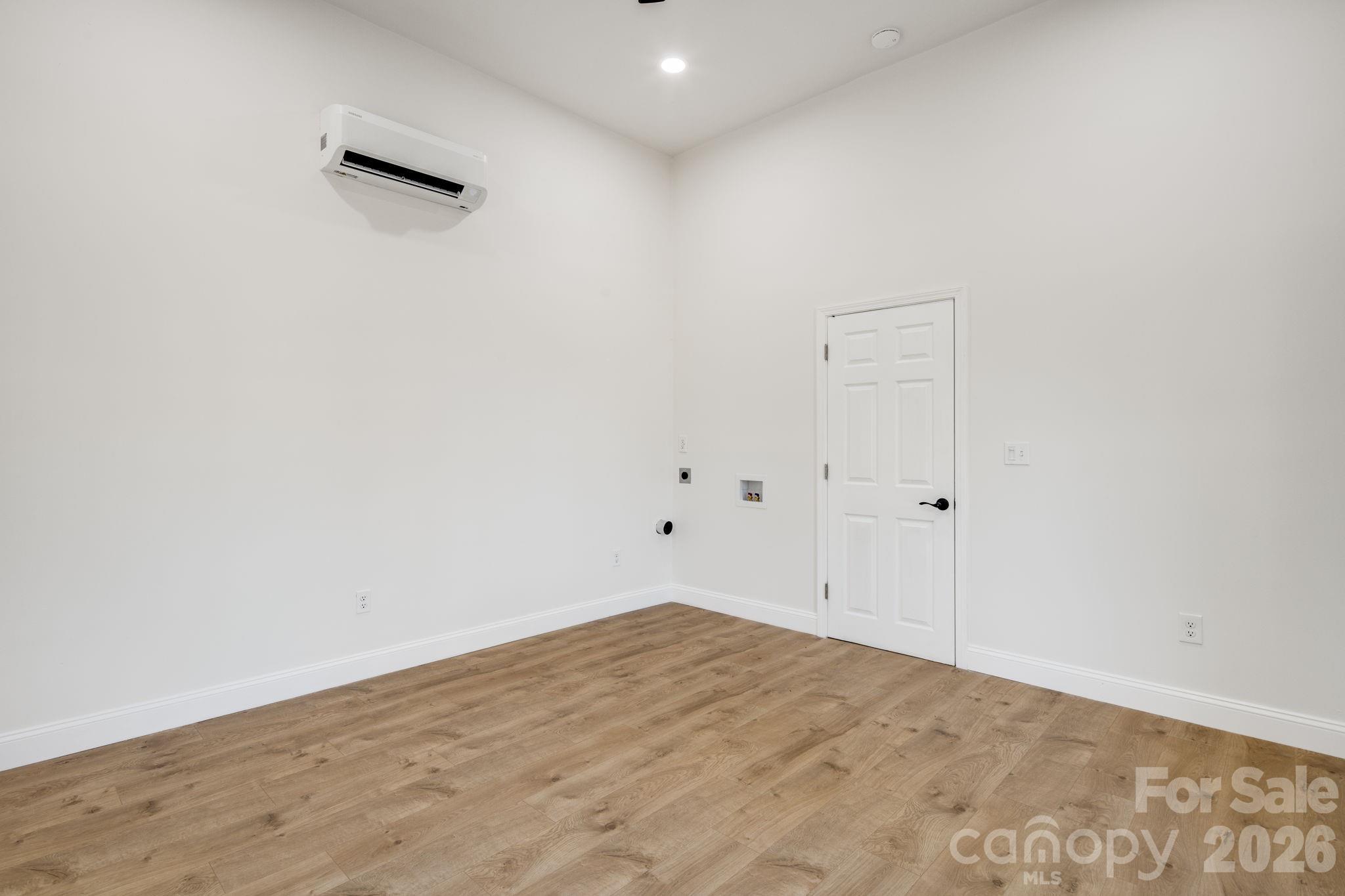 21 Oak Hill Drive — Asheville