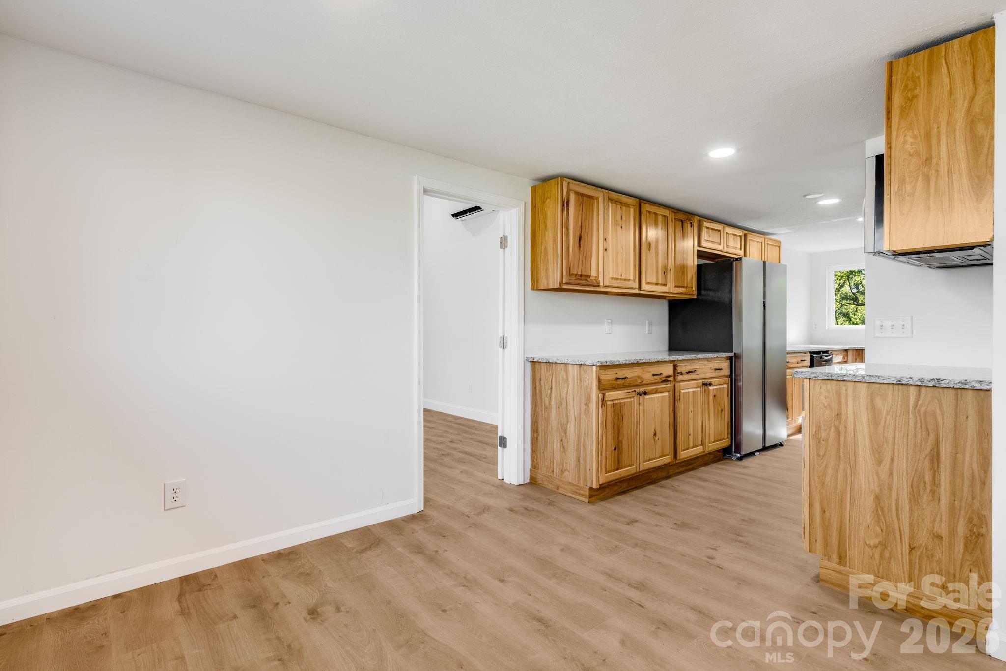 21 Oak Hill Drive — Asheville