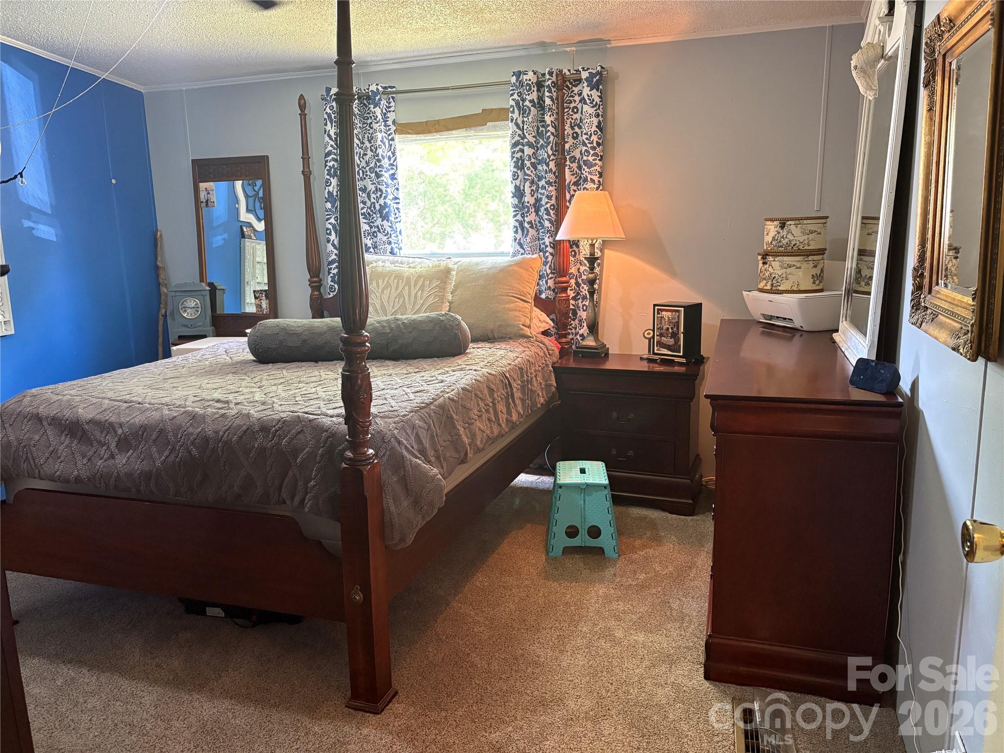 5507 Sandy Creek Court — Newton