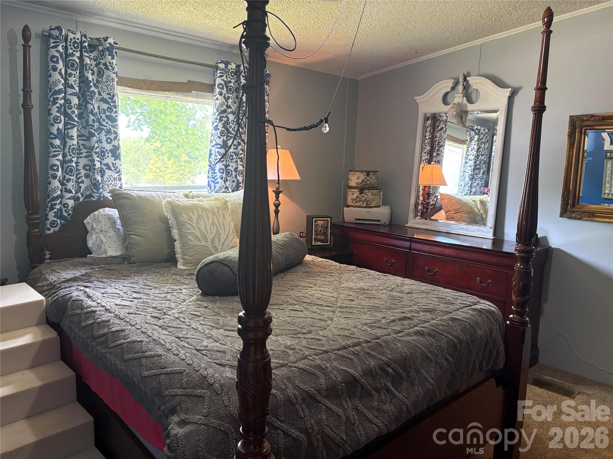 5507 Sandy Creek Court — Newton