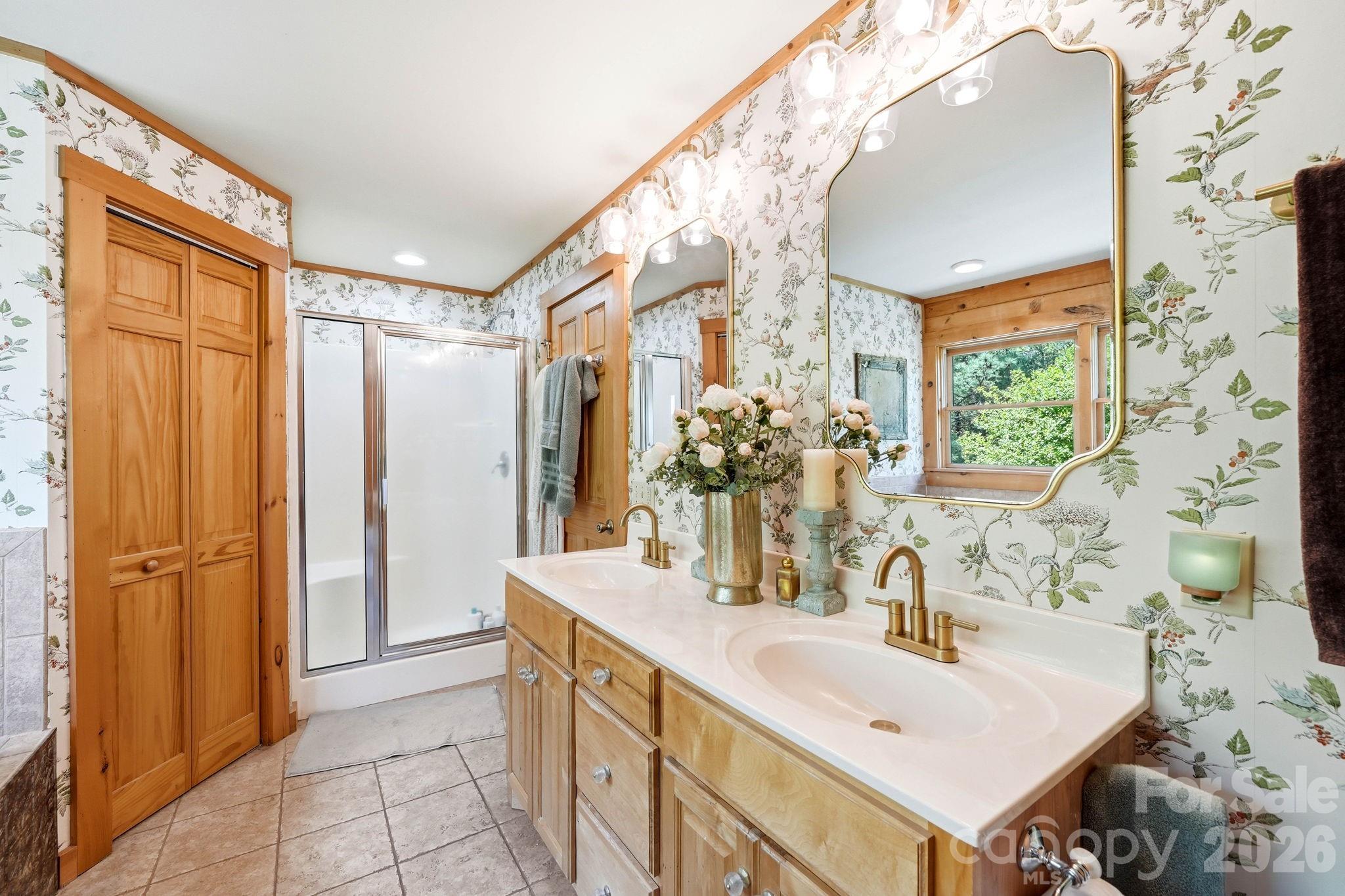 3918 Skyline Drive — Morganton
