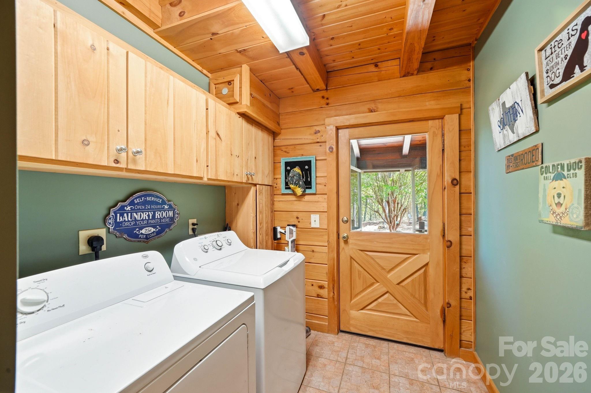 3918 Skyline Drive — Morganton