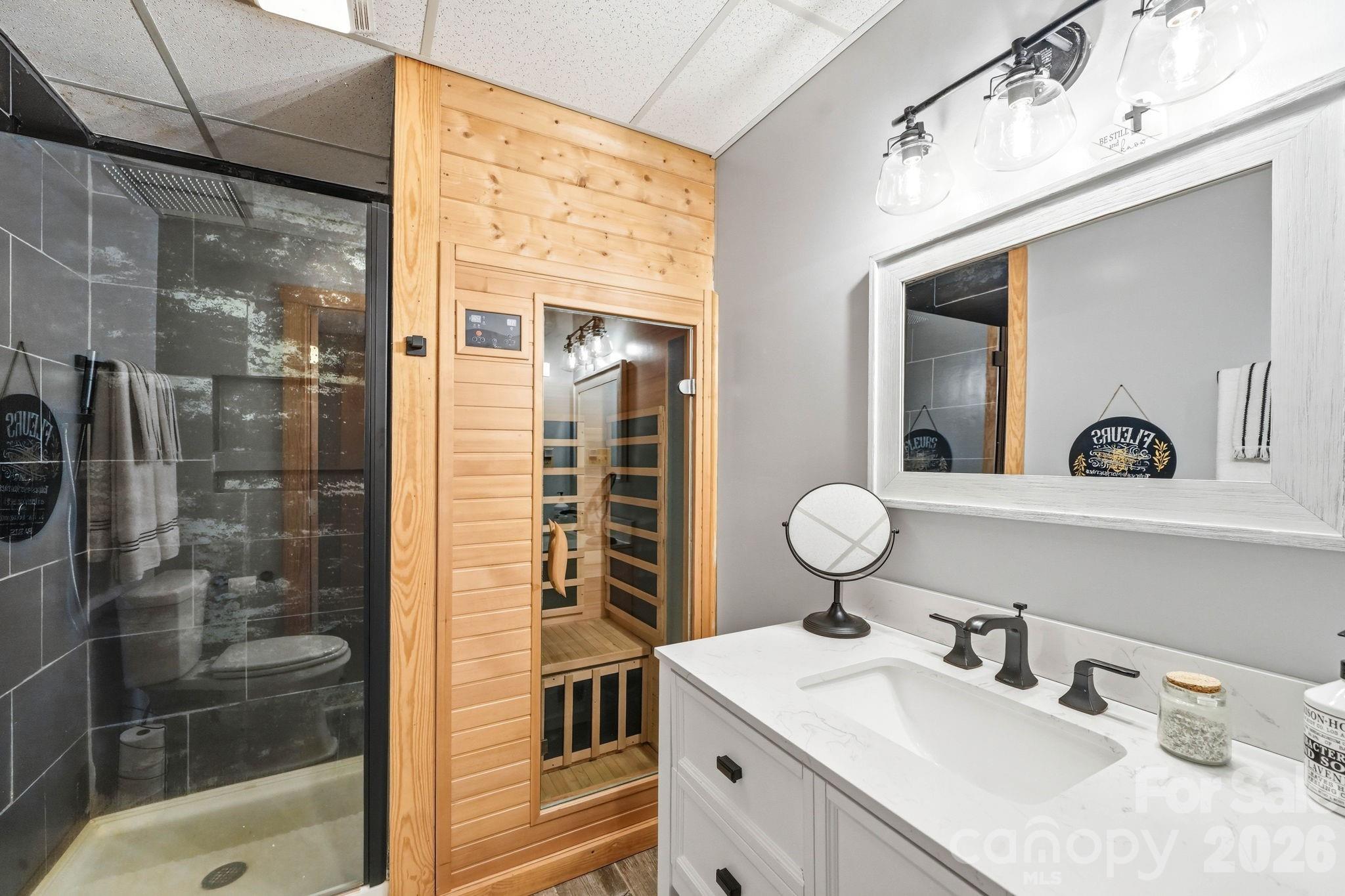 3918 Skyline Drive — Morganton
