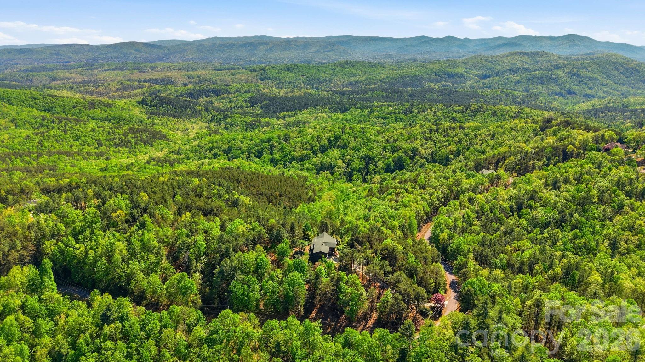 3918 Skyline Drive — Morganton