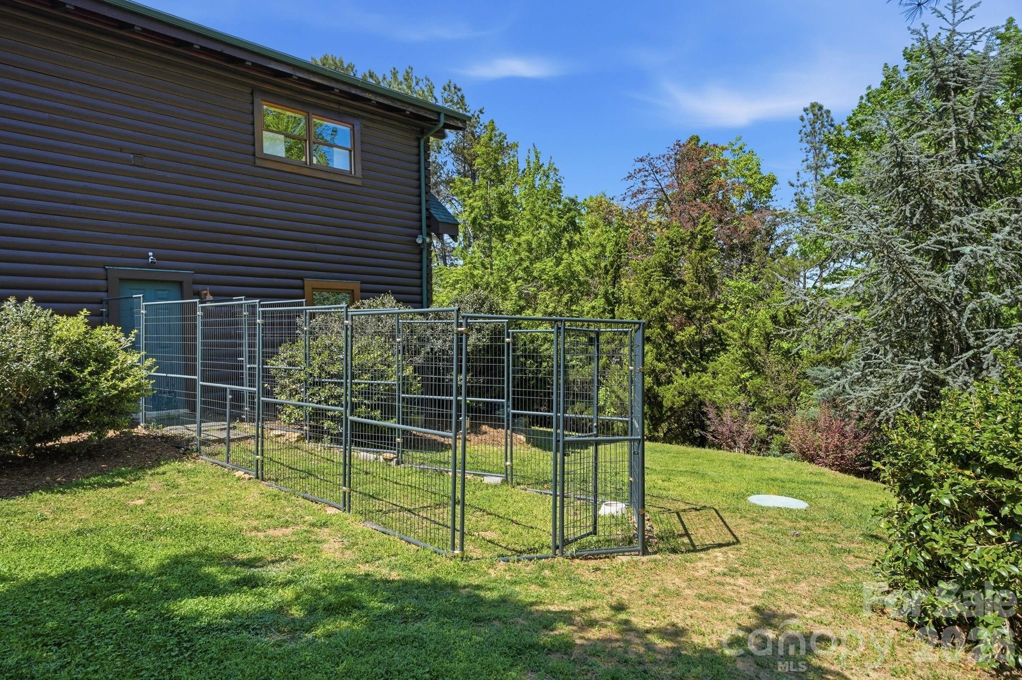 3918 Skyline Drive — Morganton