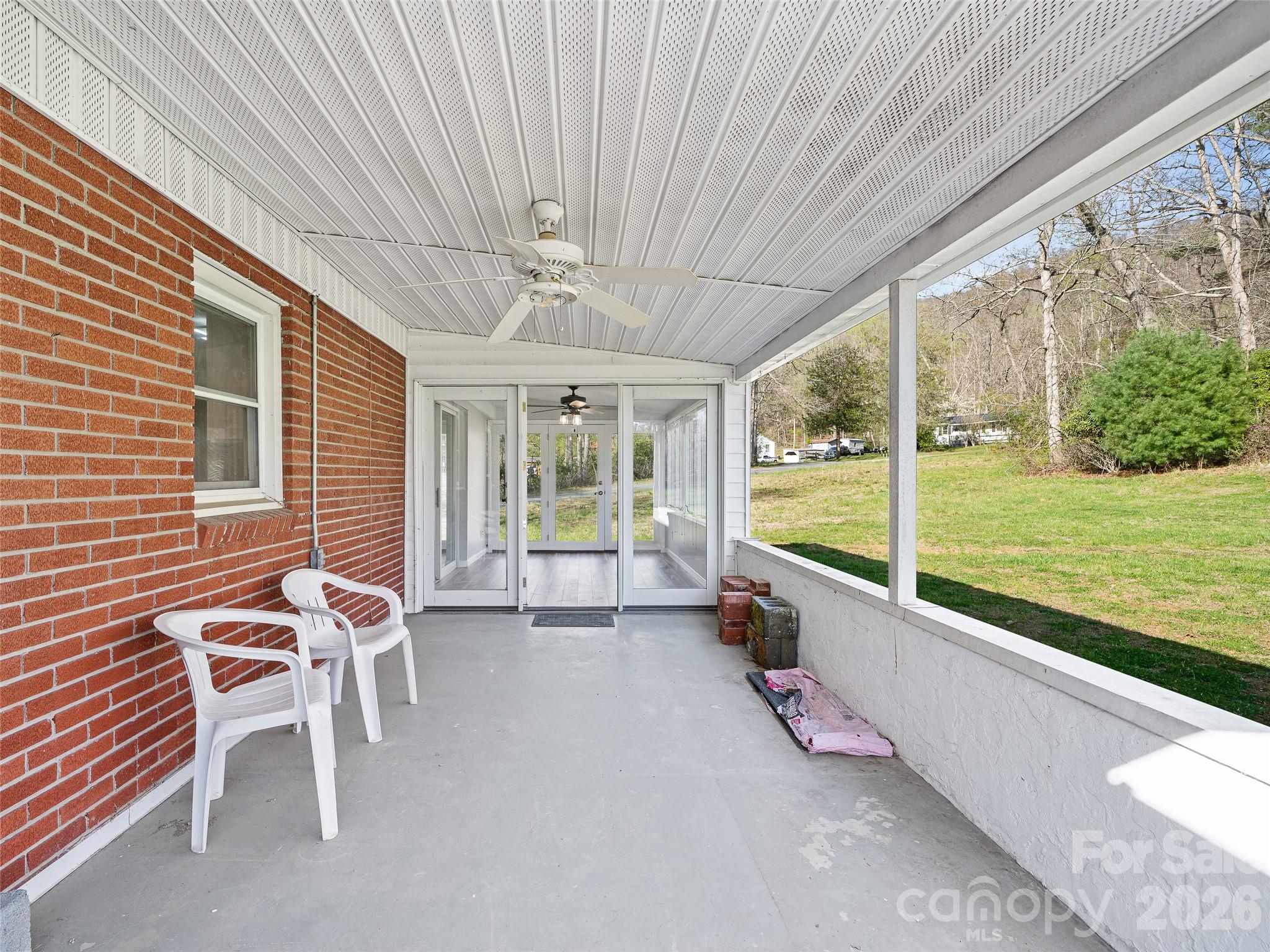 58 Possum Trot Road — Bakersville