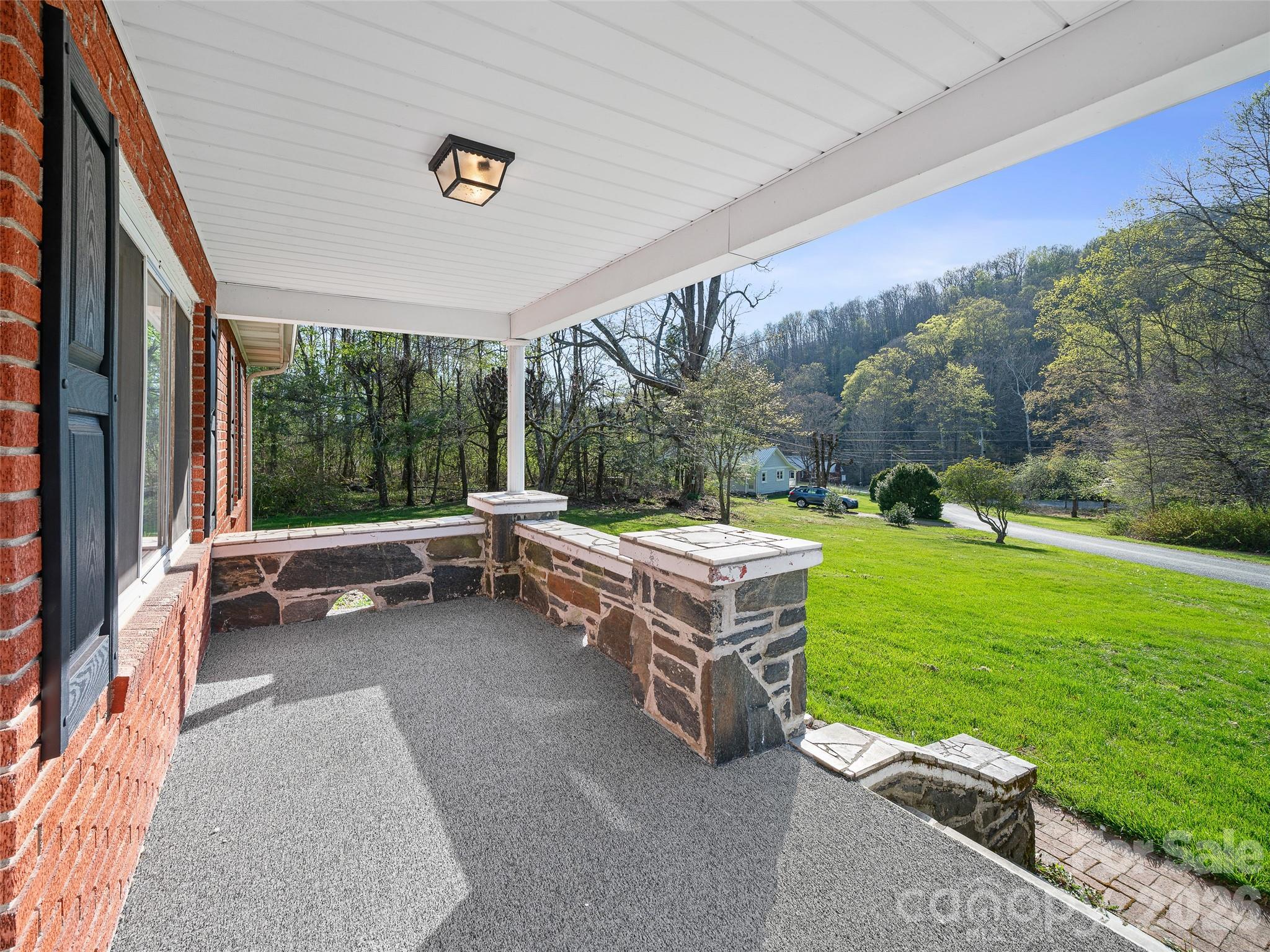 58 Possum Trot Road — Bakersville