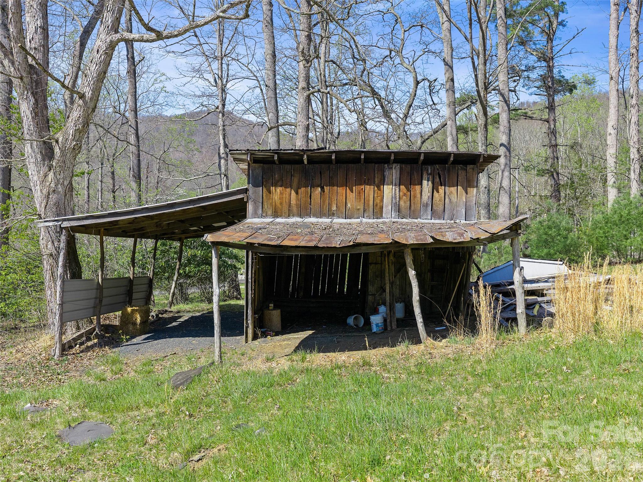 58 Possum Trot Road — Bakersville