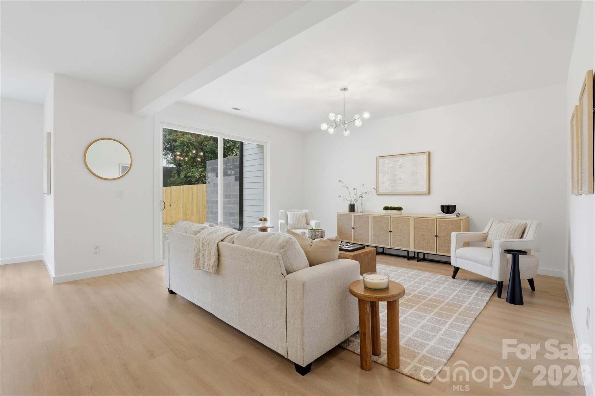 2822 Dogwood Avenue — Charlotte