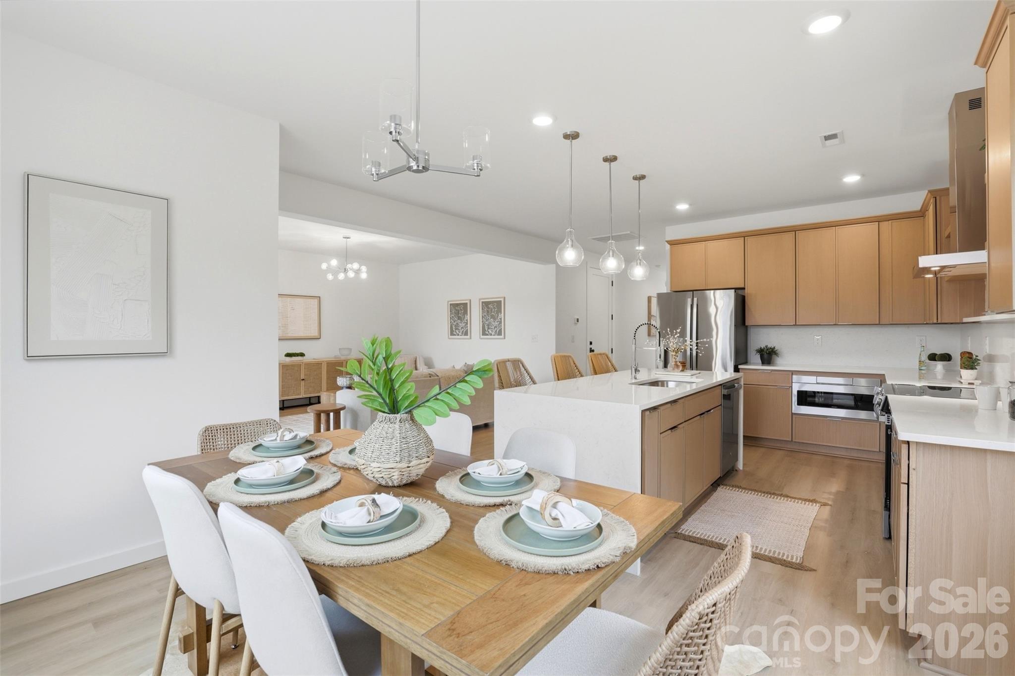 2822 Dogwood Avenue — Charlotte