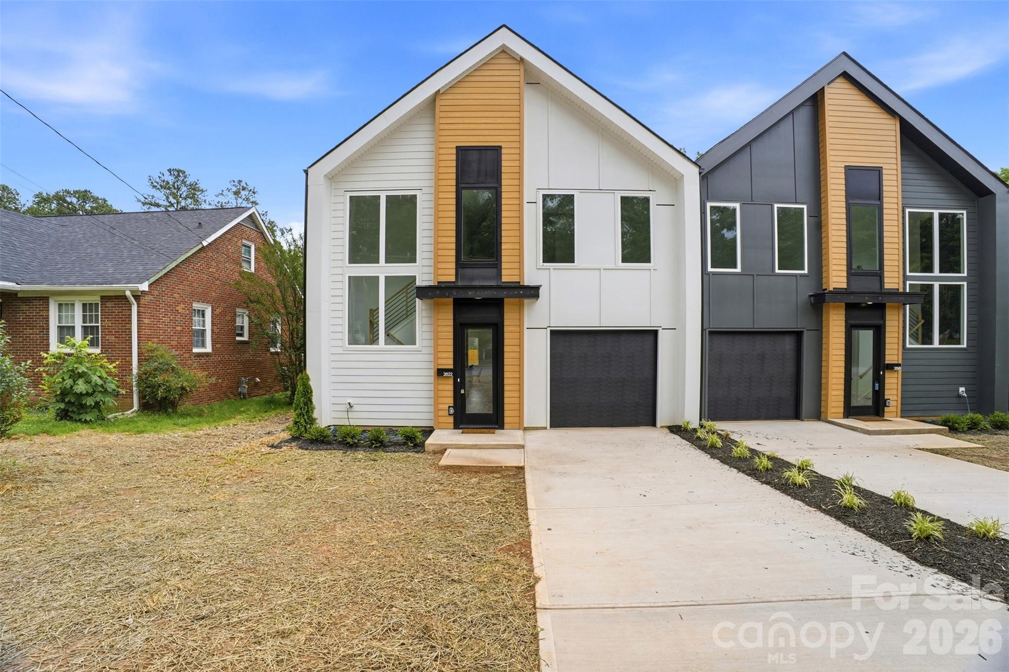 2822 Dogwood Avenue — Charlotte