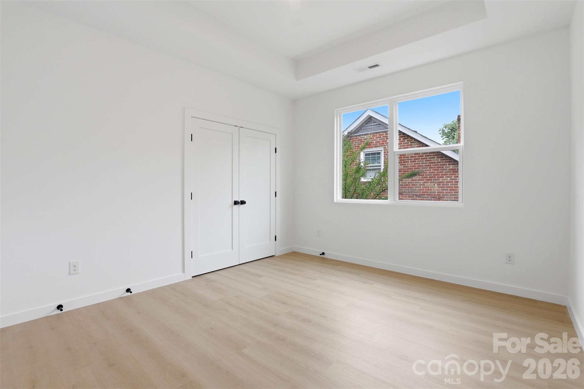 2822 Dogwood Avenue — Charlotte