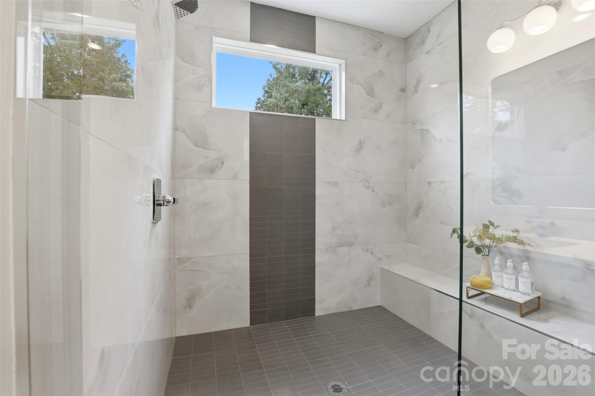 2822 Dogwood Avenue — Charlotte