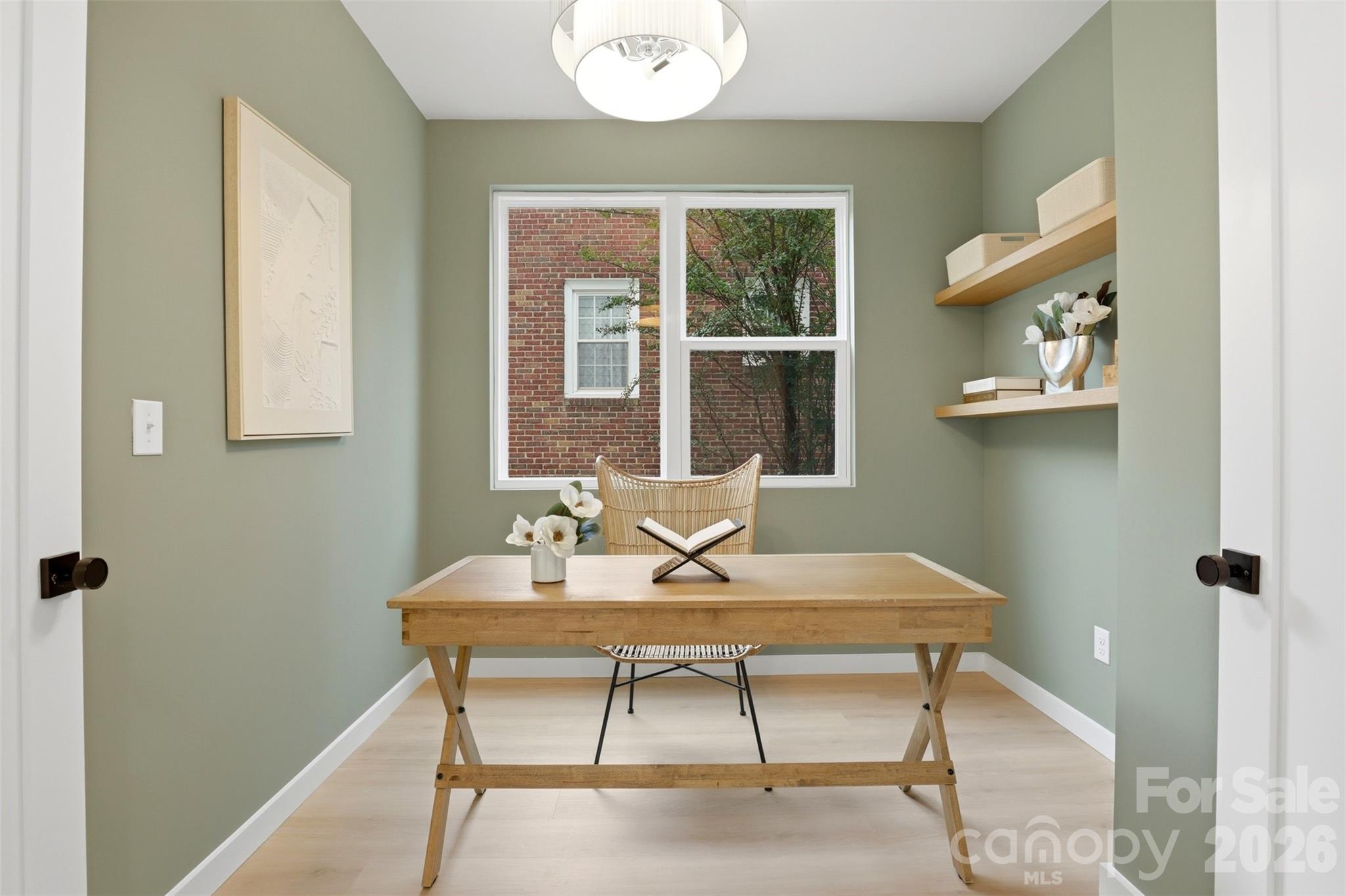 2822 Dogwood Avenue — Charlotte