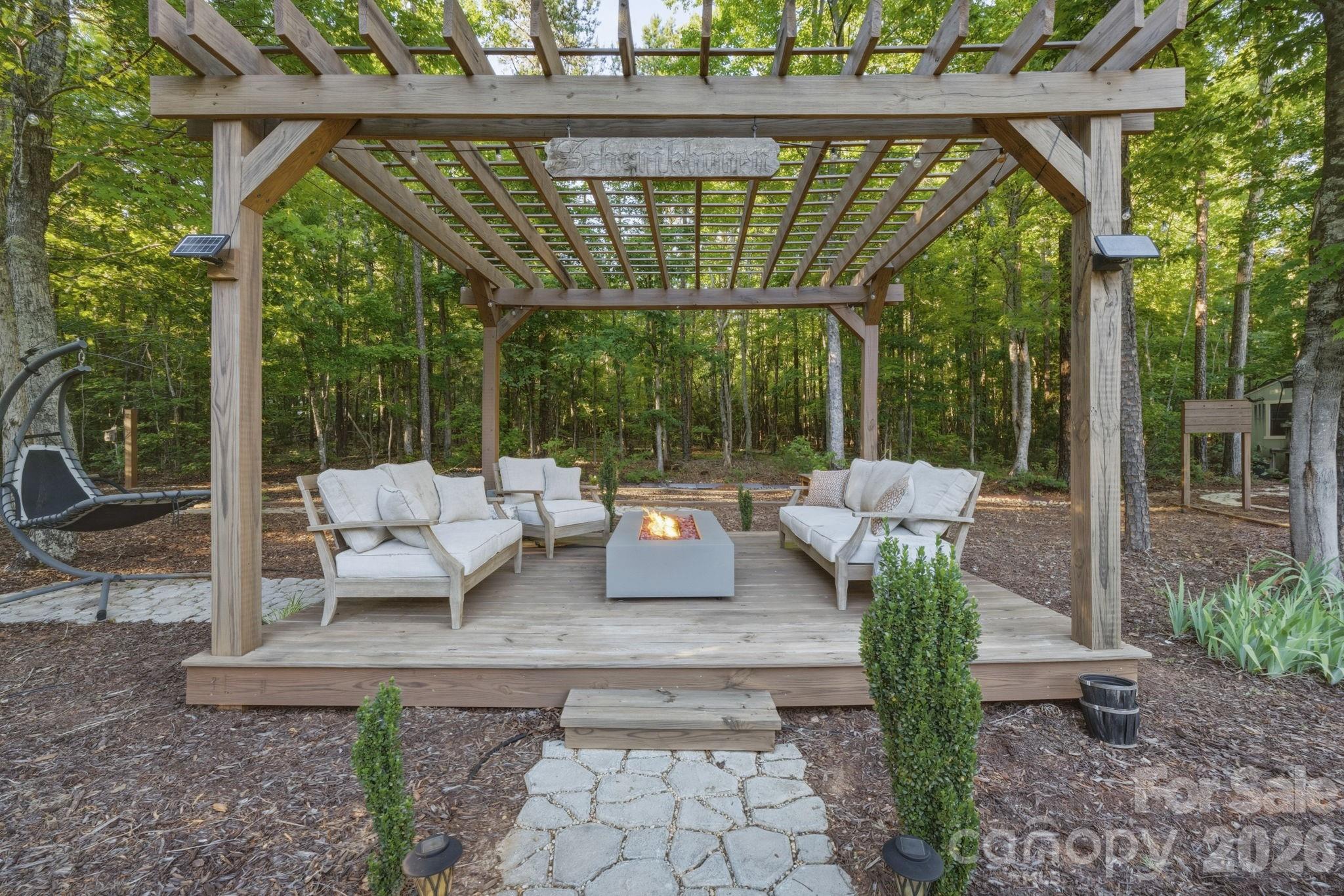 9717 Lancaster Highway — Waxhaw