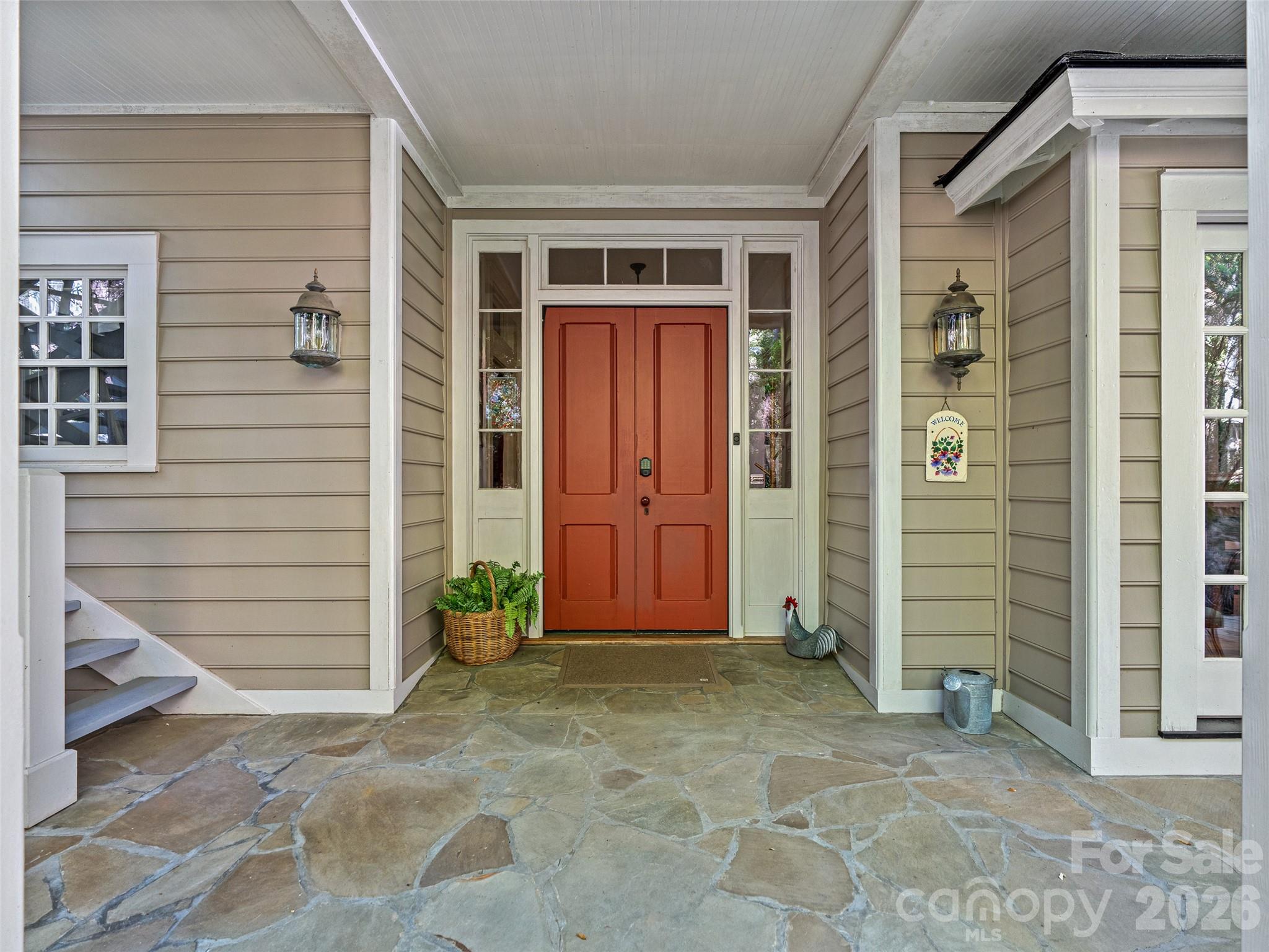 300 Ivy Terrace Drive — Saluda