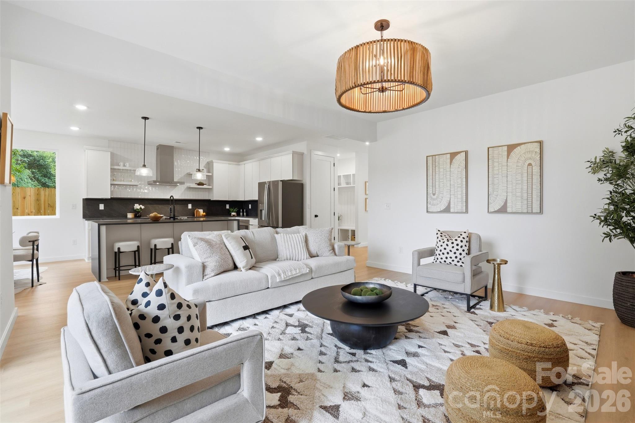 2818 Dogwood Avenue — Charlotte