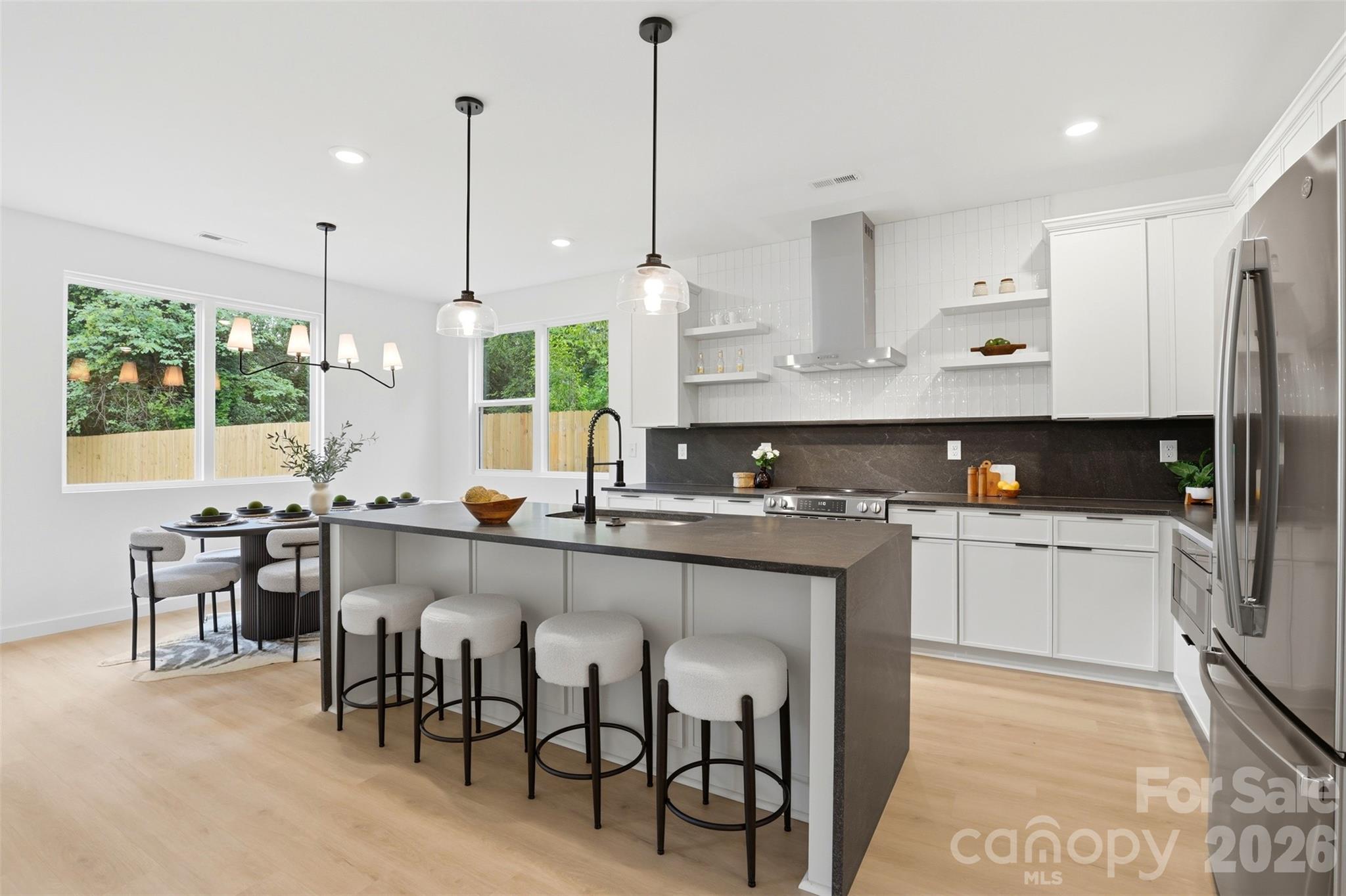 2818 Dogwood Avenue — Charlotte