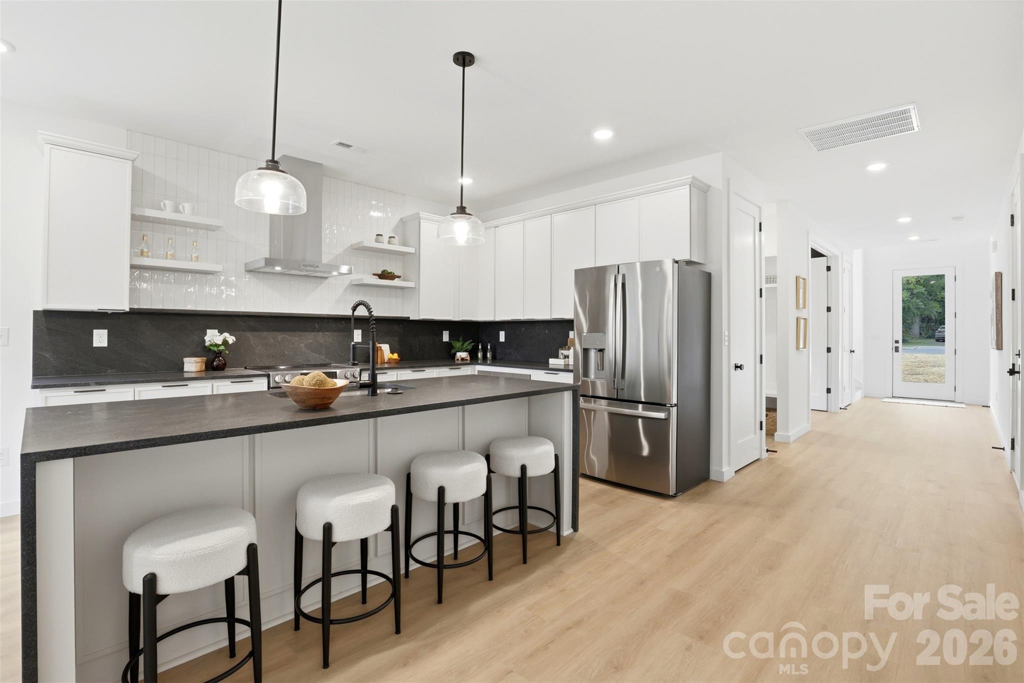 2818 Dogwood Avenue — Charlotte