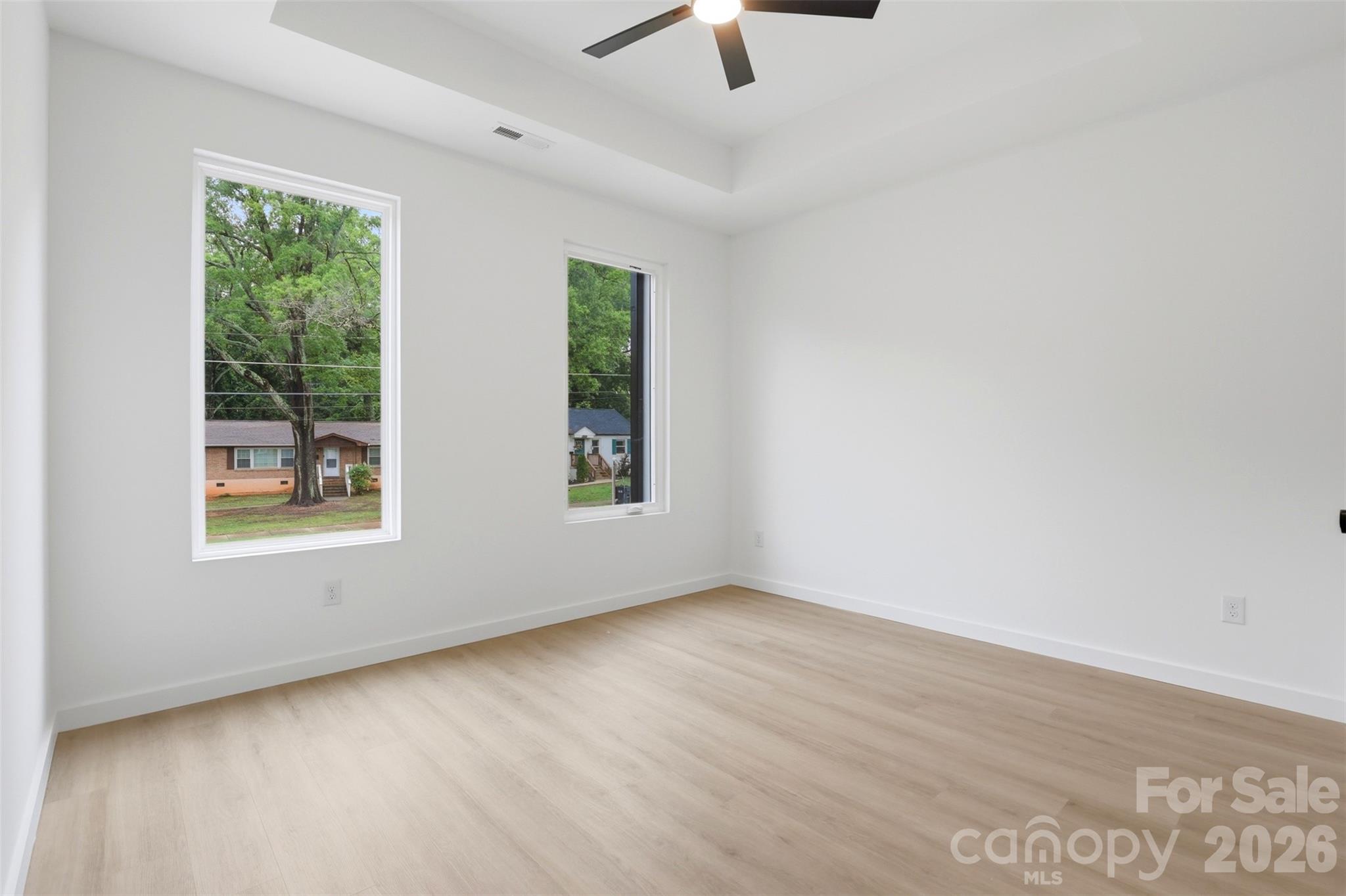 2818 Dogwood Avenue — Charlotte