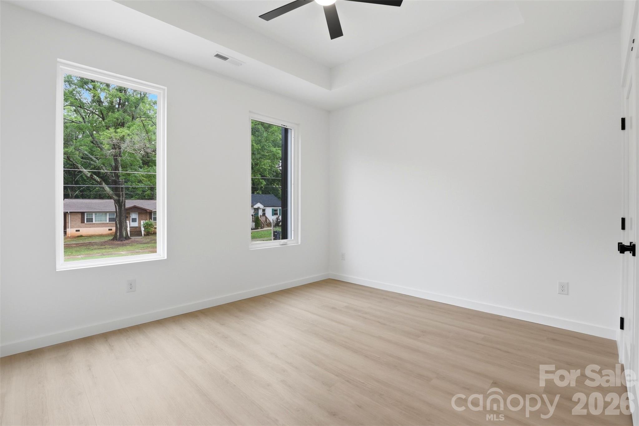 2818 Dogwood Avenue — Charlotte
