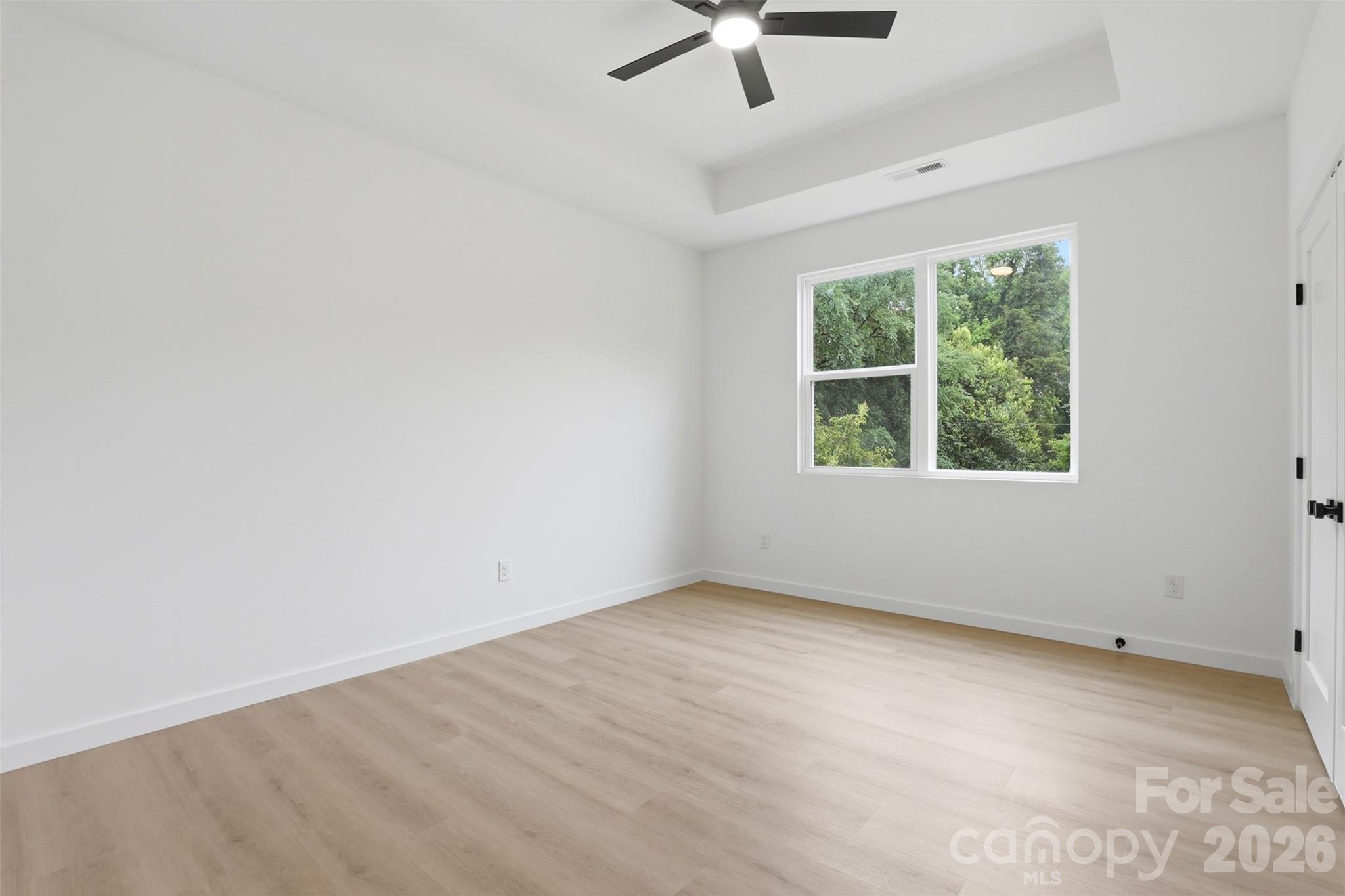 2818 Dogwood Avenue — Charlotte