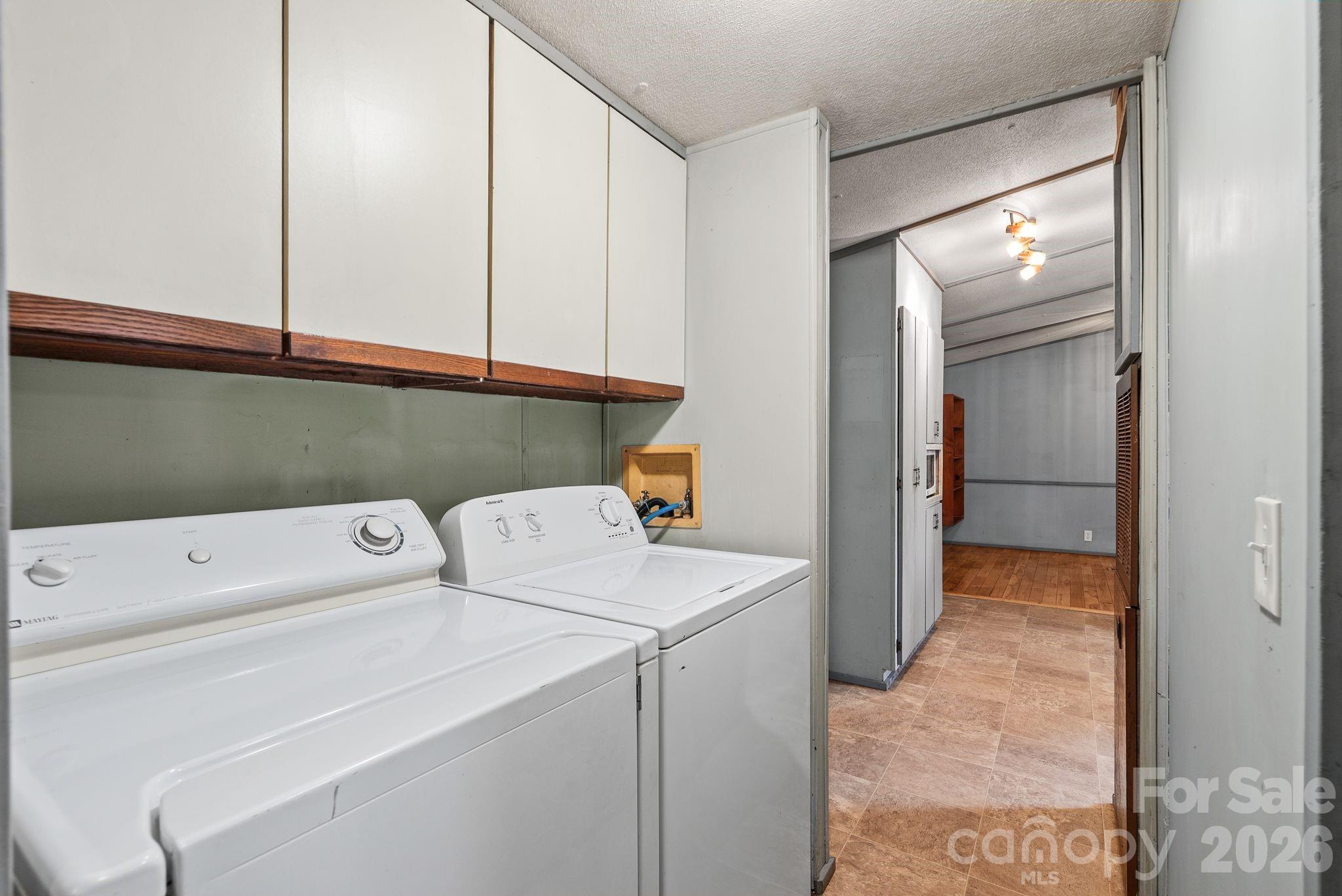 112 Hidden Forest Estate — Candler