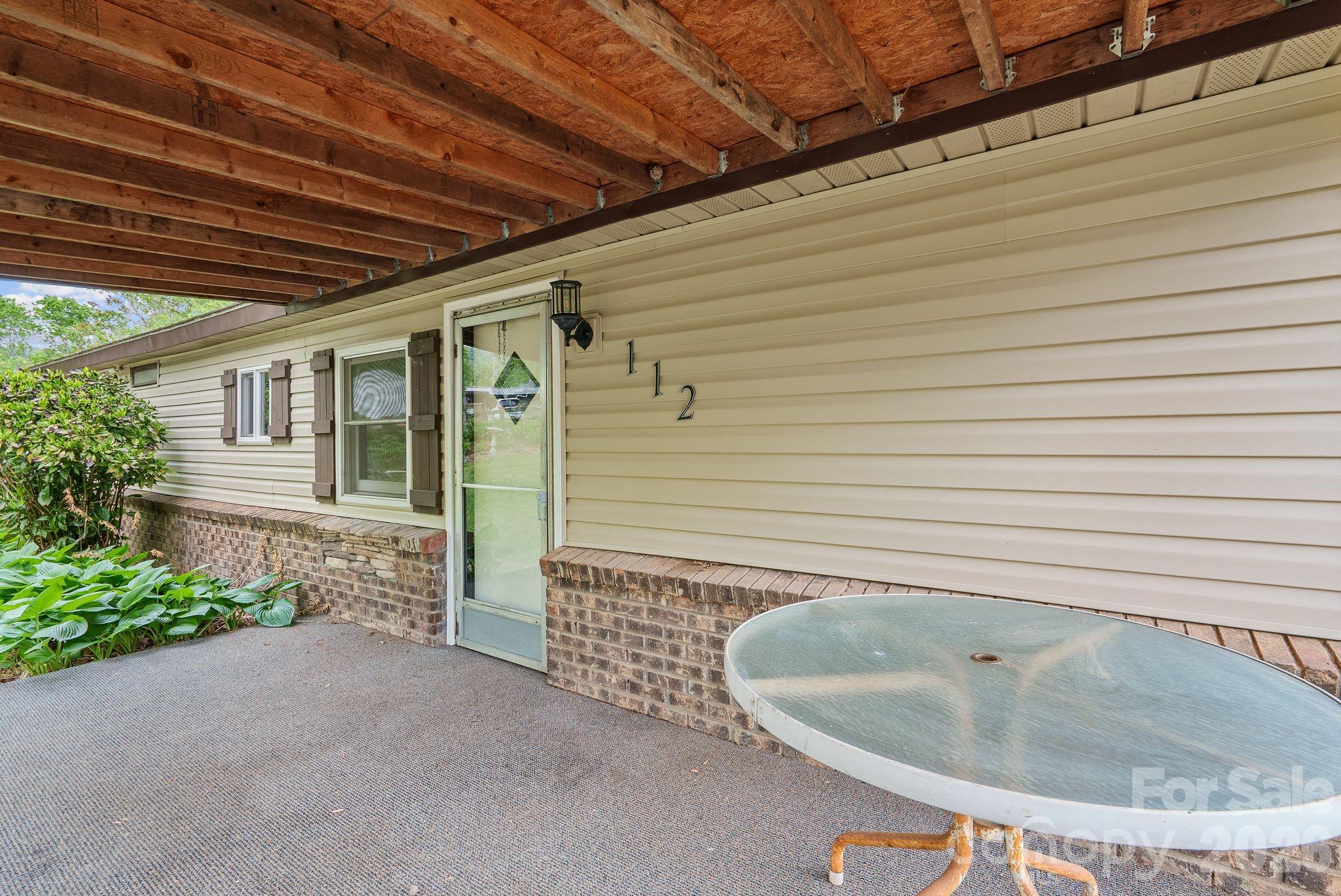 112 Hidden Forest Estate — Candler