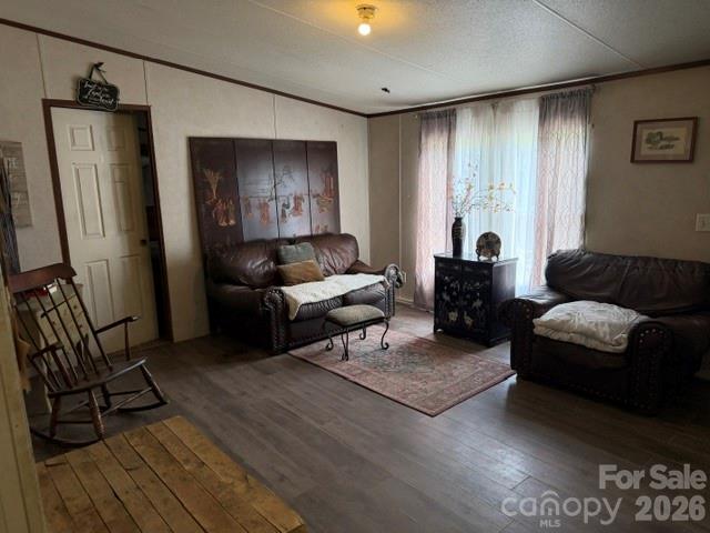 19 Streamview Lane — Arden