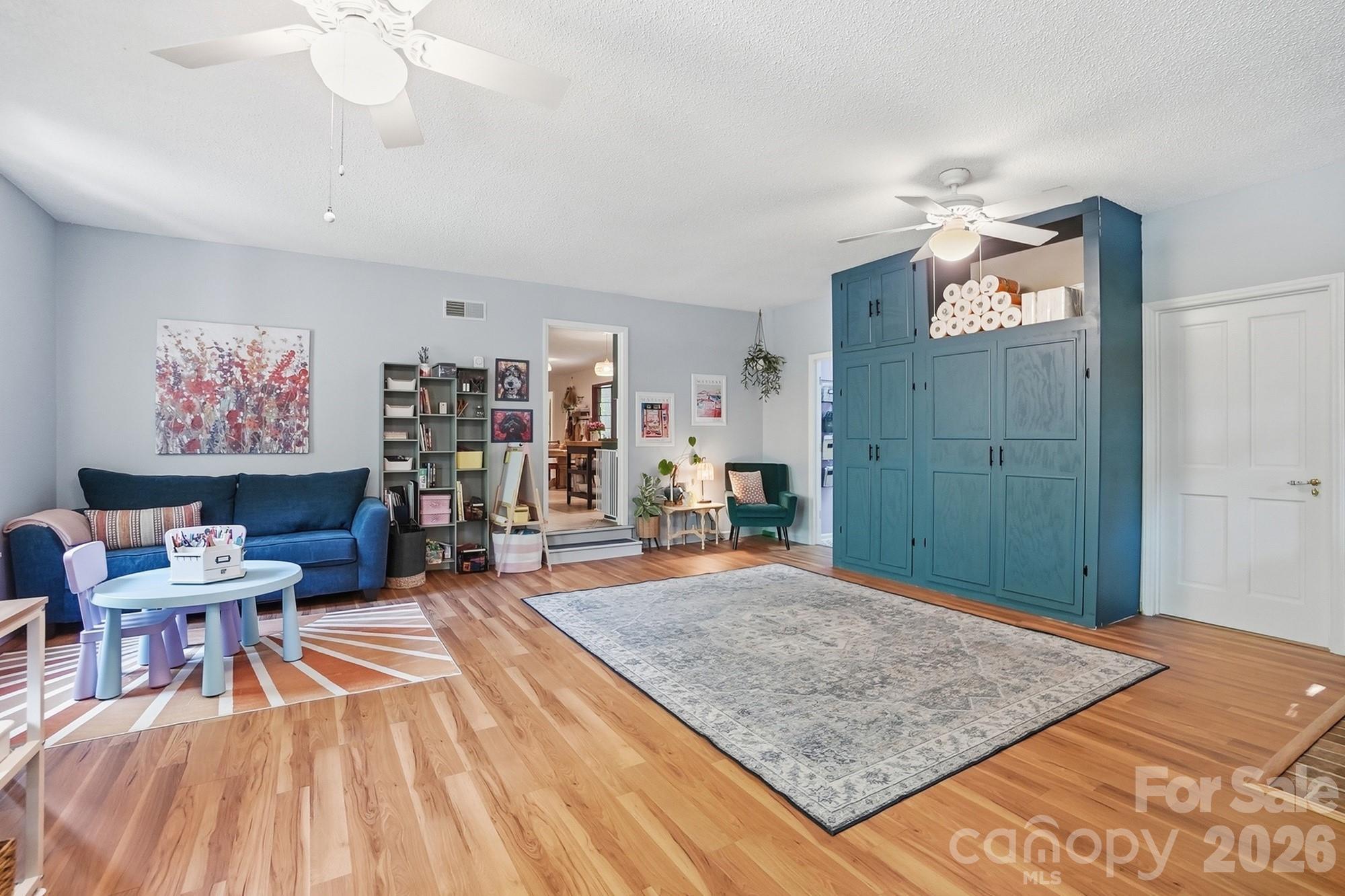 2516 Fairfax Drive — Gastonia