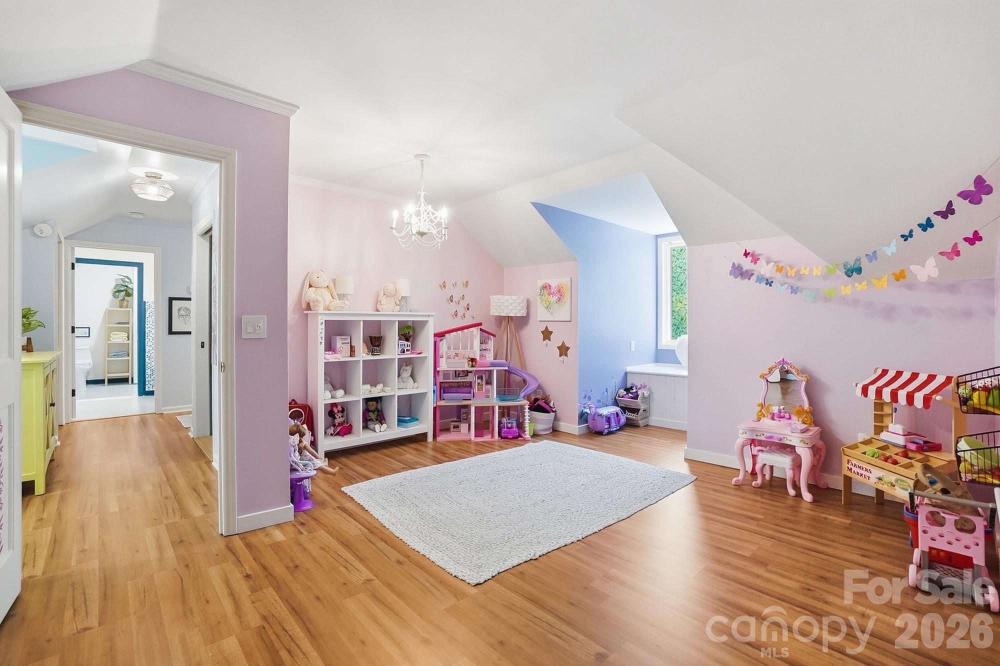 2516 Fairfax Drive — Gastonia
