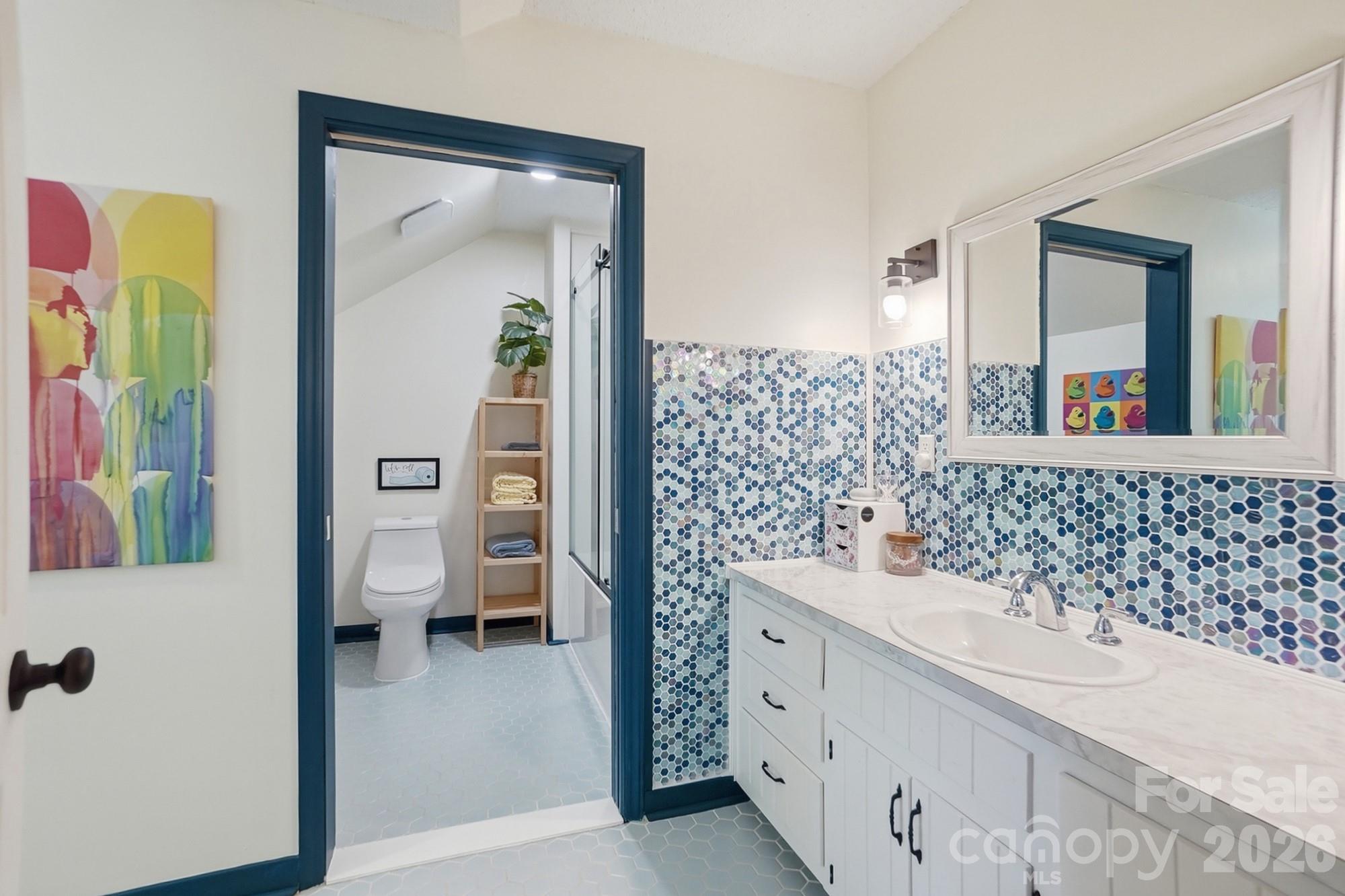 2516 Fairfax Drive — Gastonia