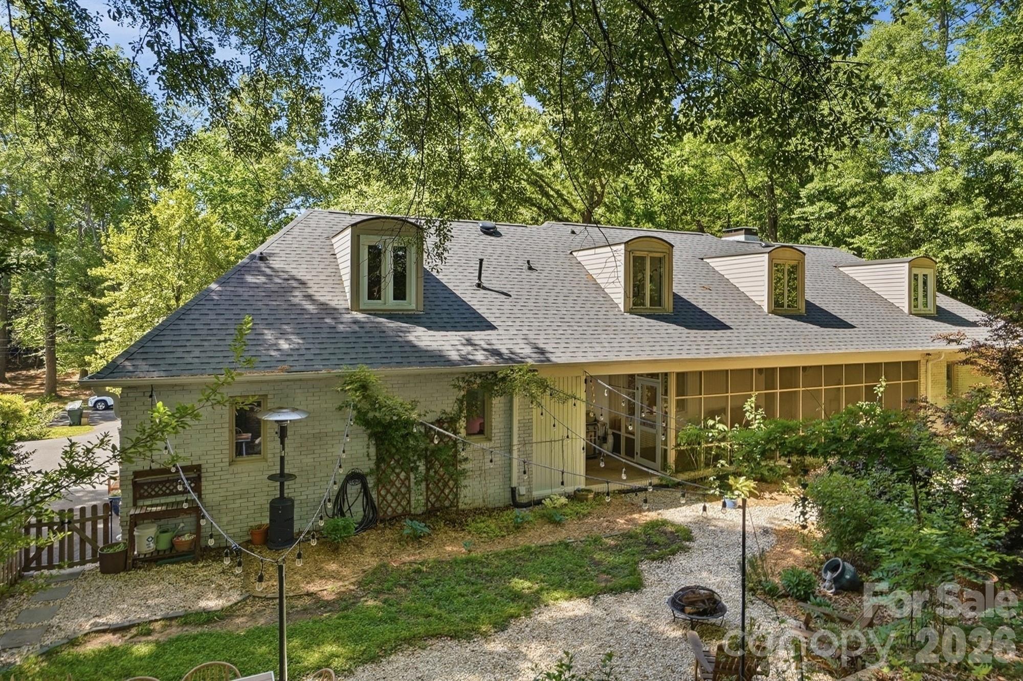 2516 Fairfax Drive — Gastonia
