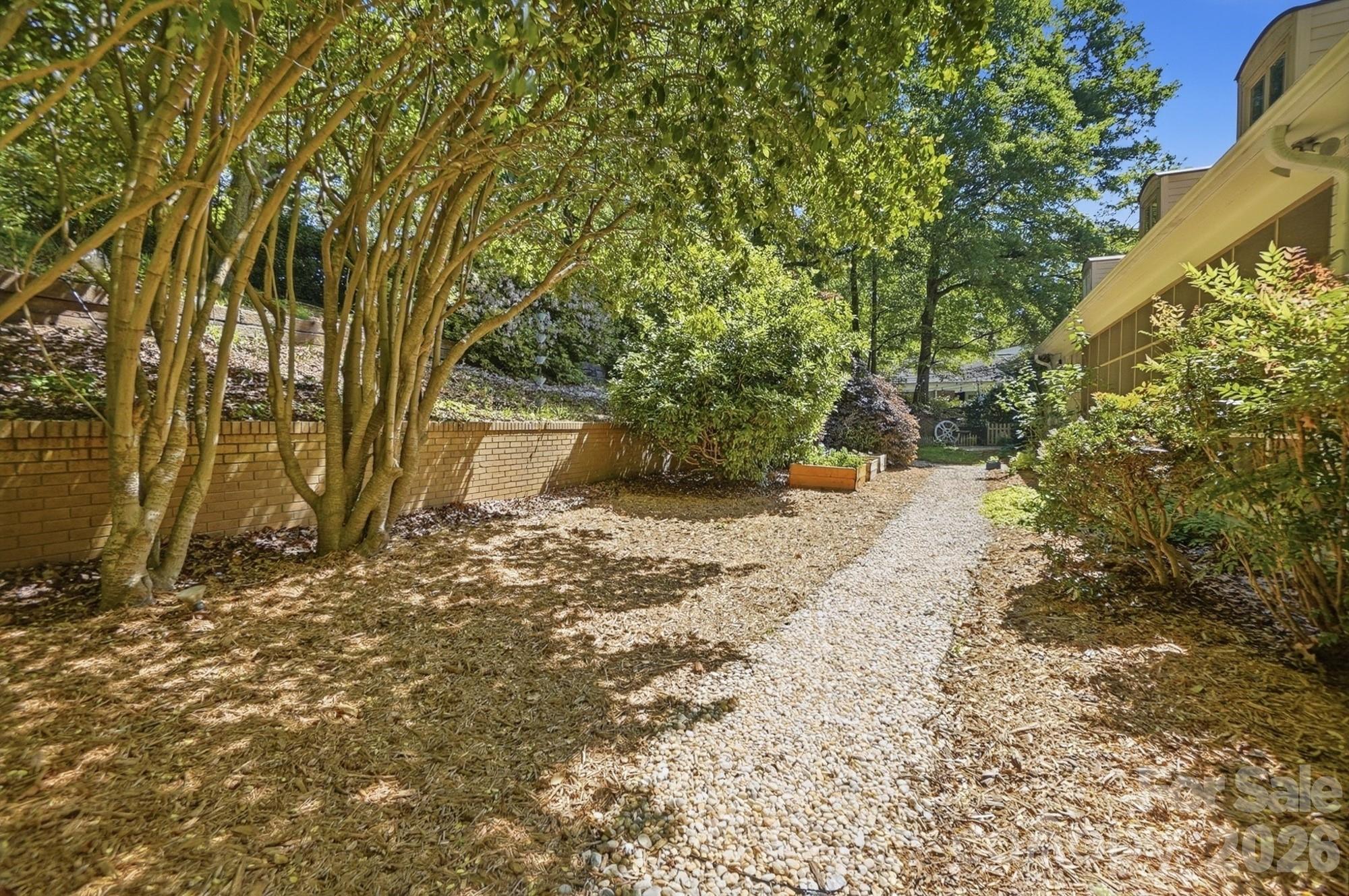 2516 Fairfax Drive — Gastonia