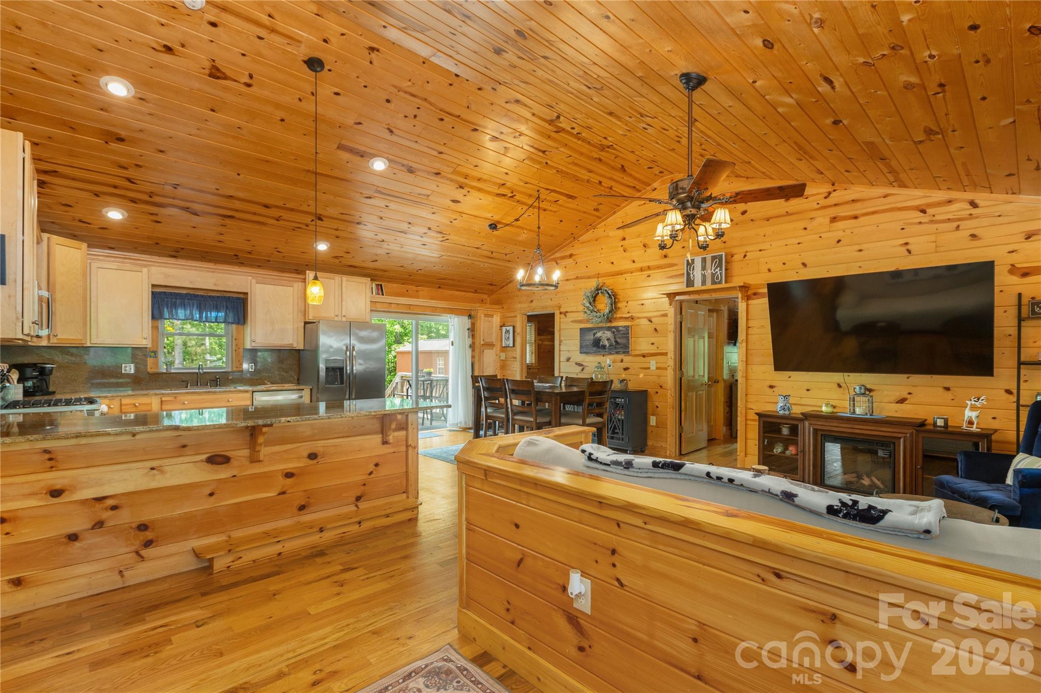 134 Quebec Trail — Bostic