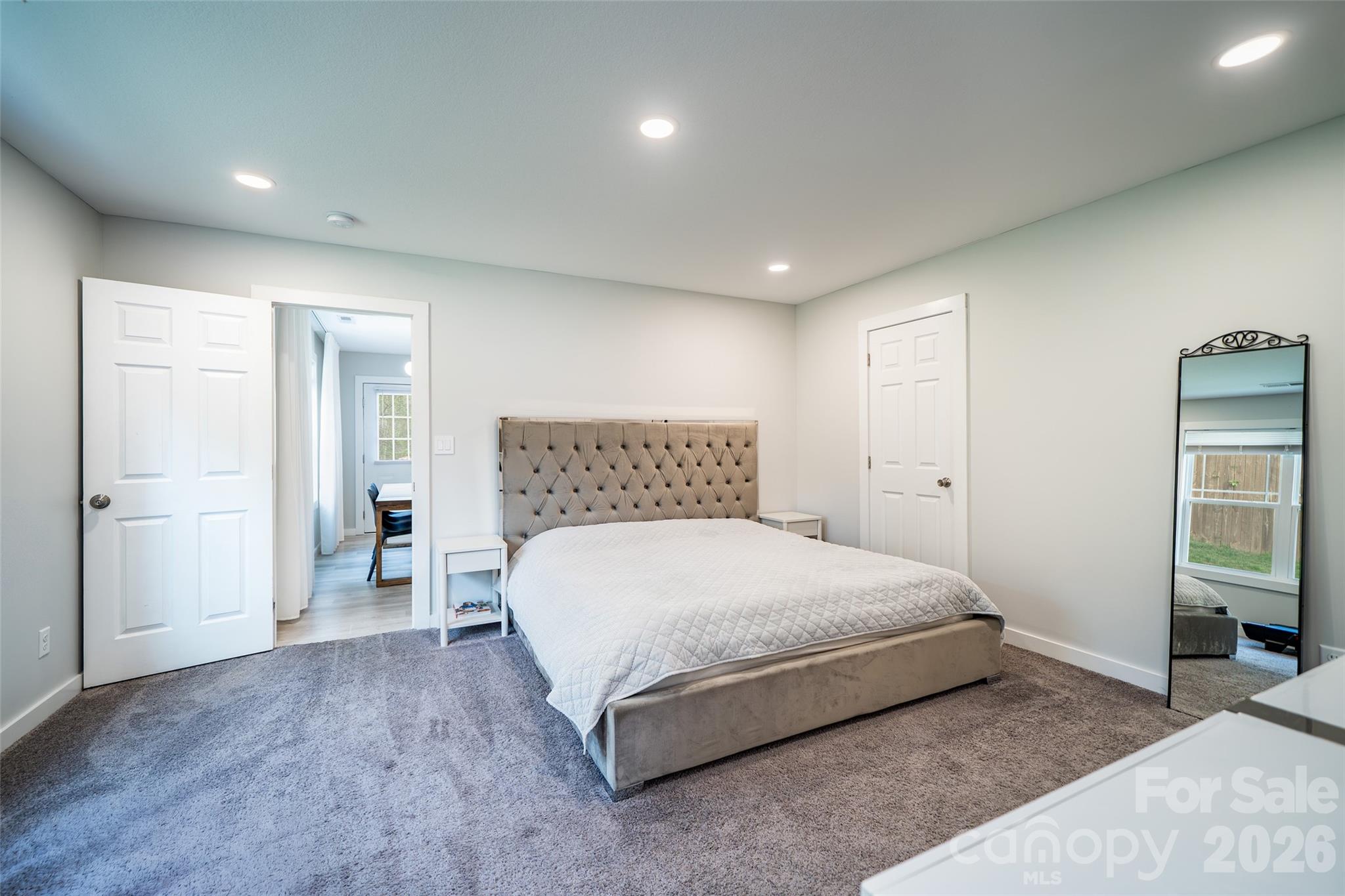 16 DanielBrooke Drive — Asheville
