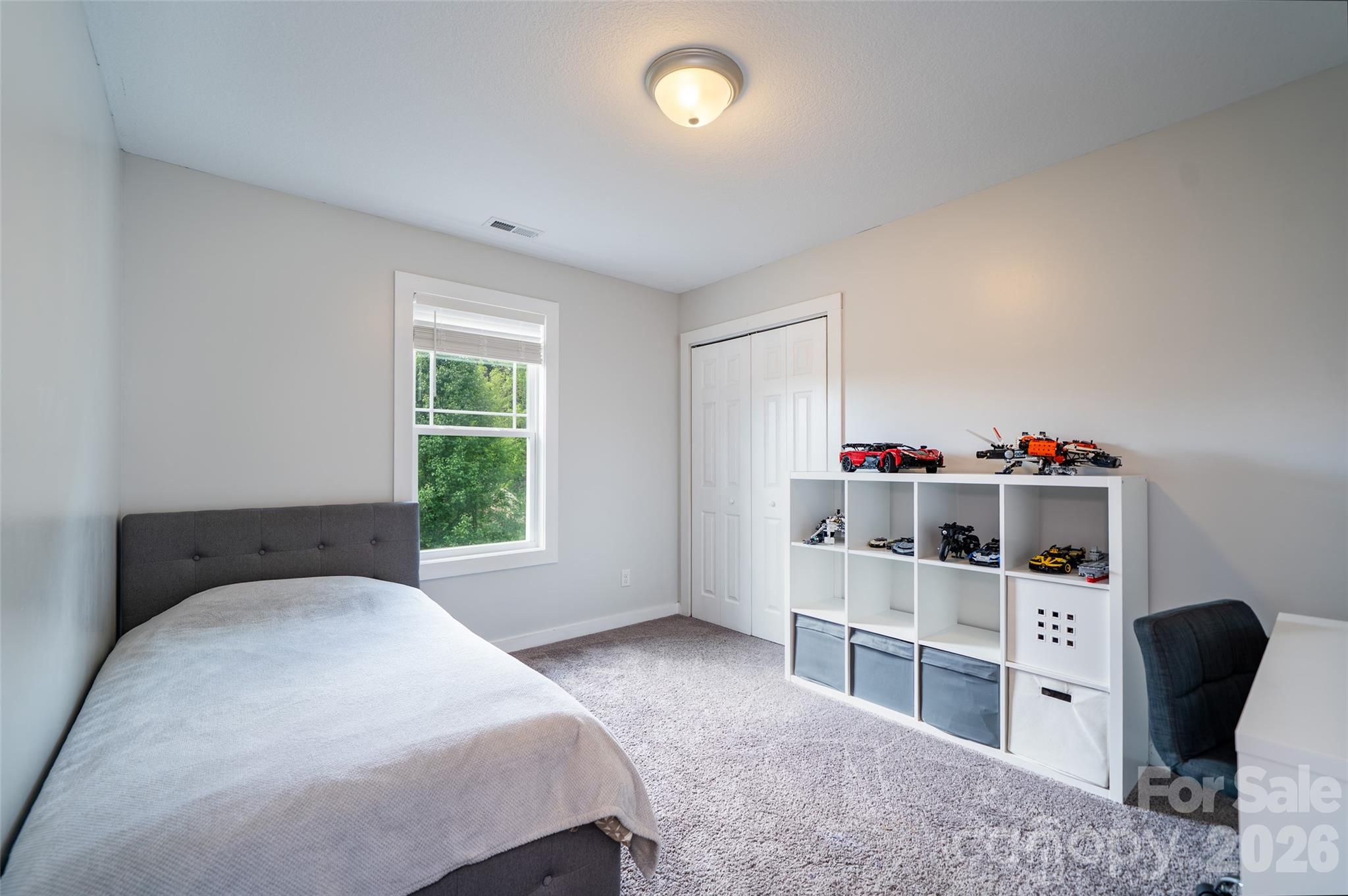 16 DanielBrooke Drive — Asheville