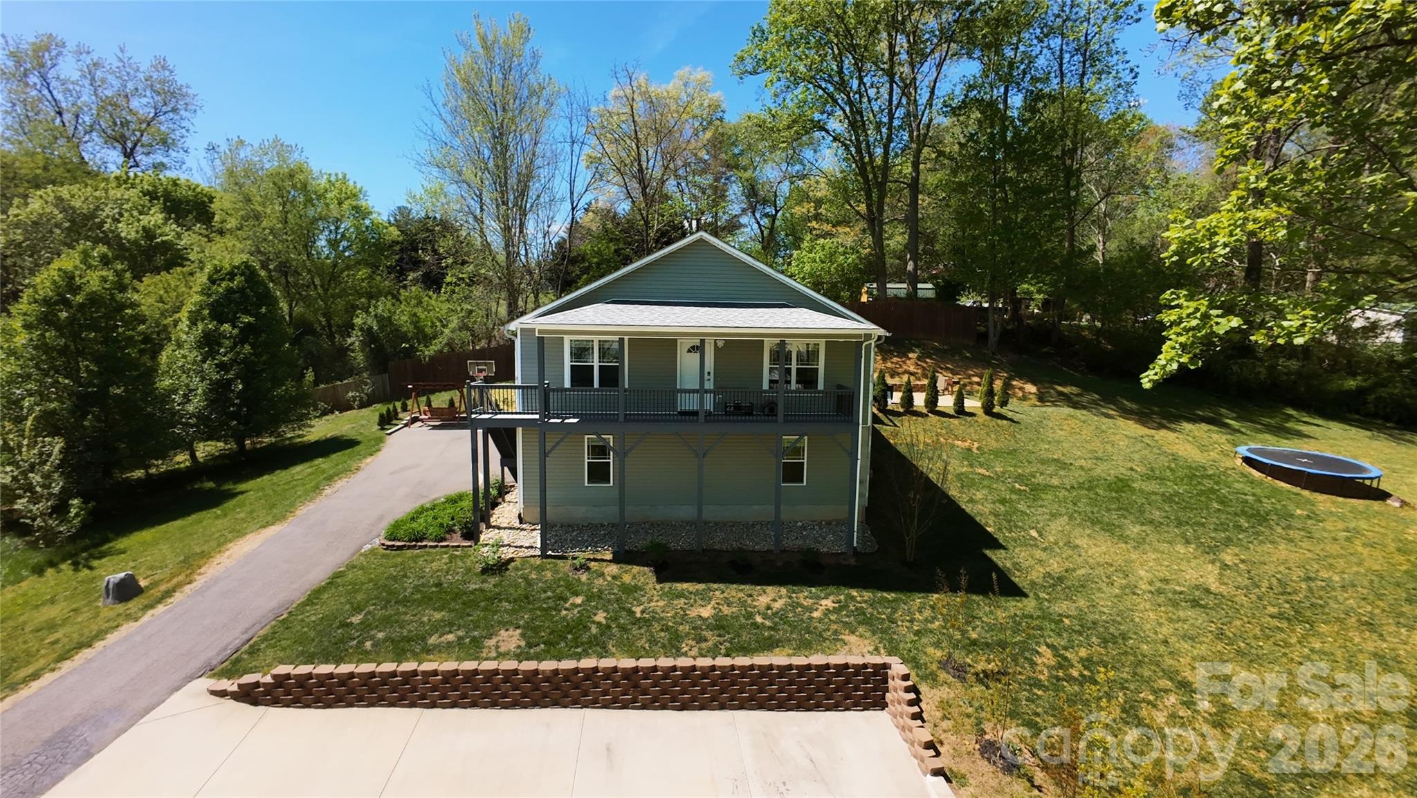 16 DanielBrooke Drive — Asheville