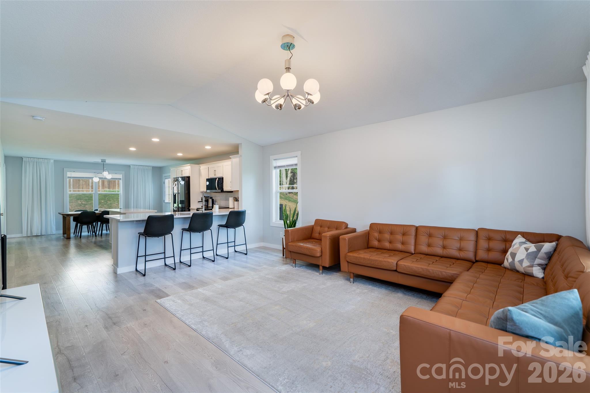 16 DanielBrooke Drive — Asheville