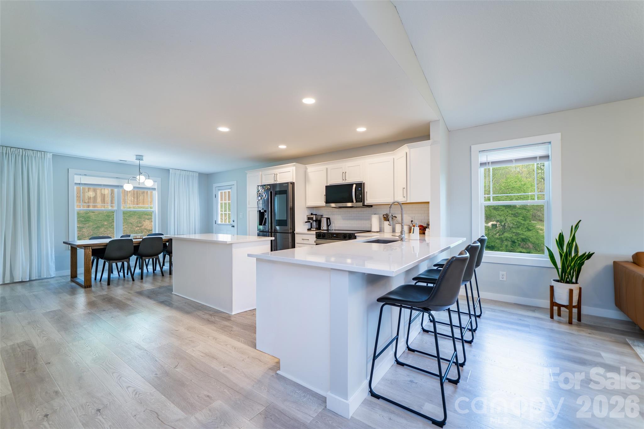 16 DanielBrooke Drive — Asheville