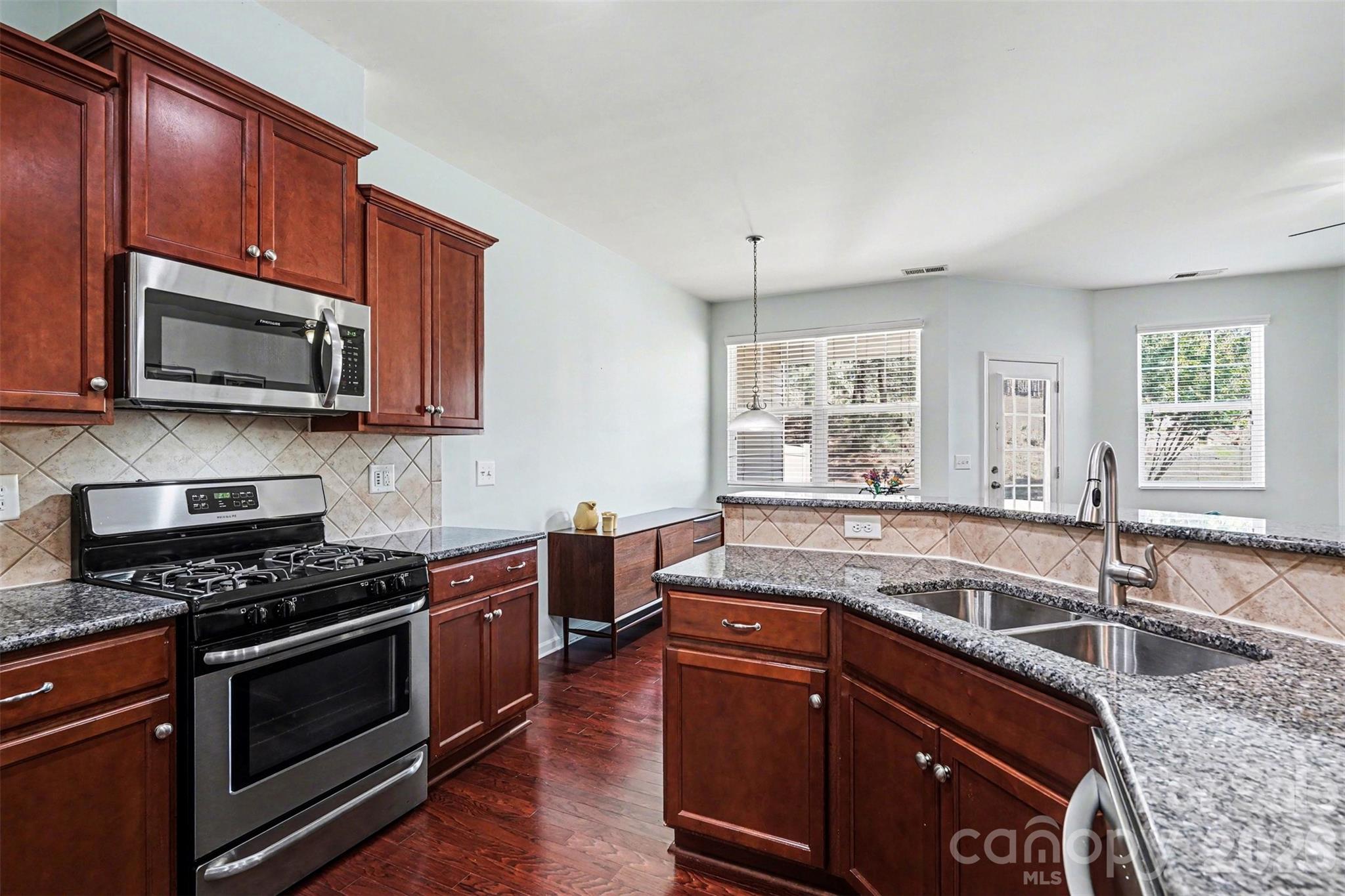 3297 Yarmouth Lane — Gastonia