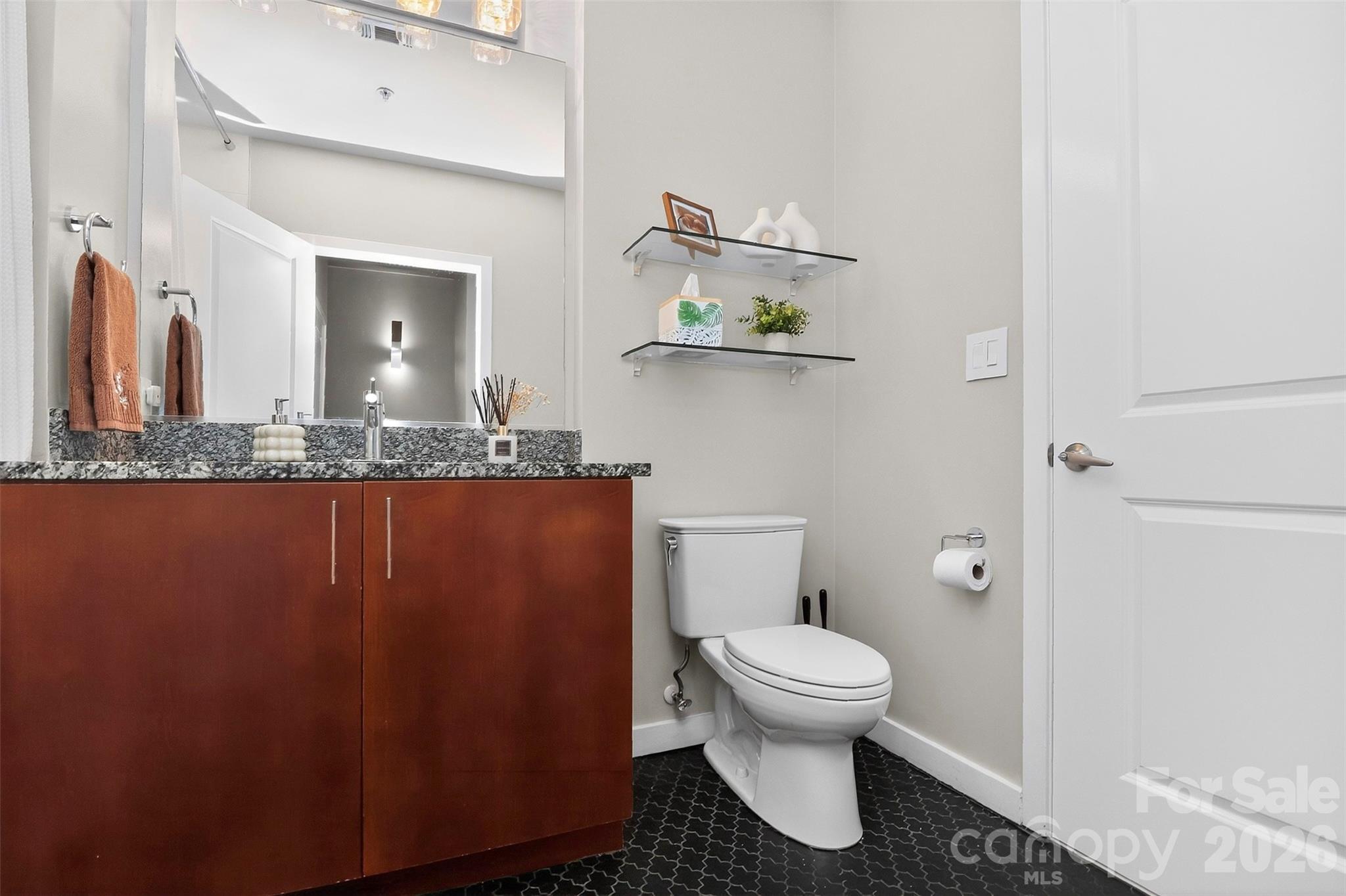 210 N Church Street #1512 — Charlotte