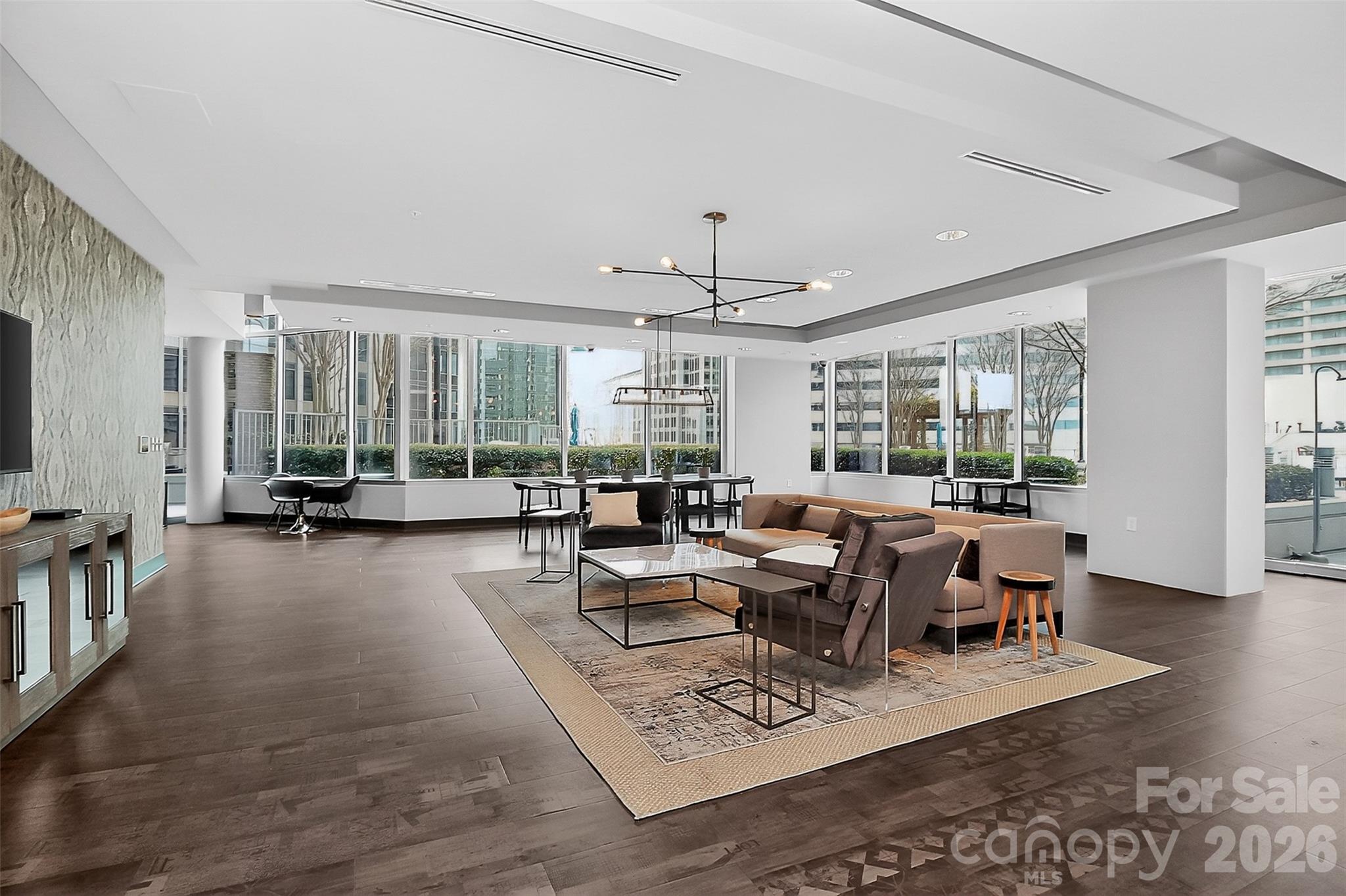 210 N Church Street #1512 — Charlotte