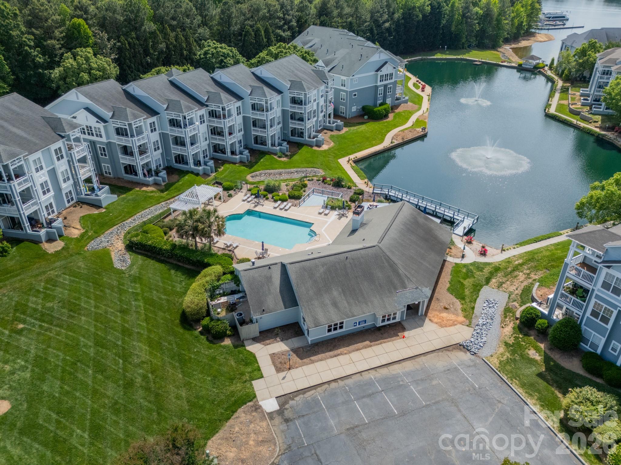 18736 Nautical Drive #305 — Cornelius