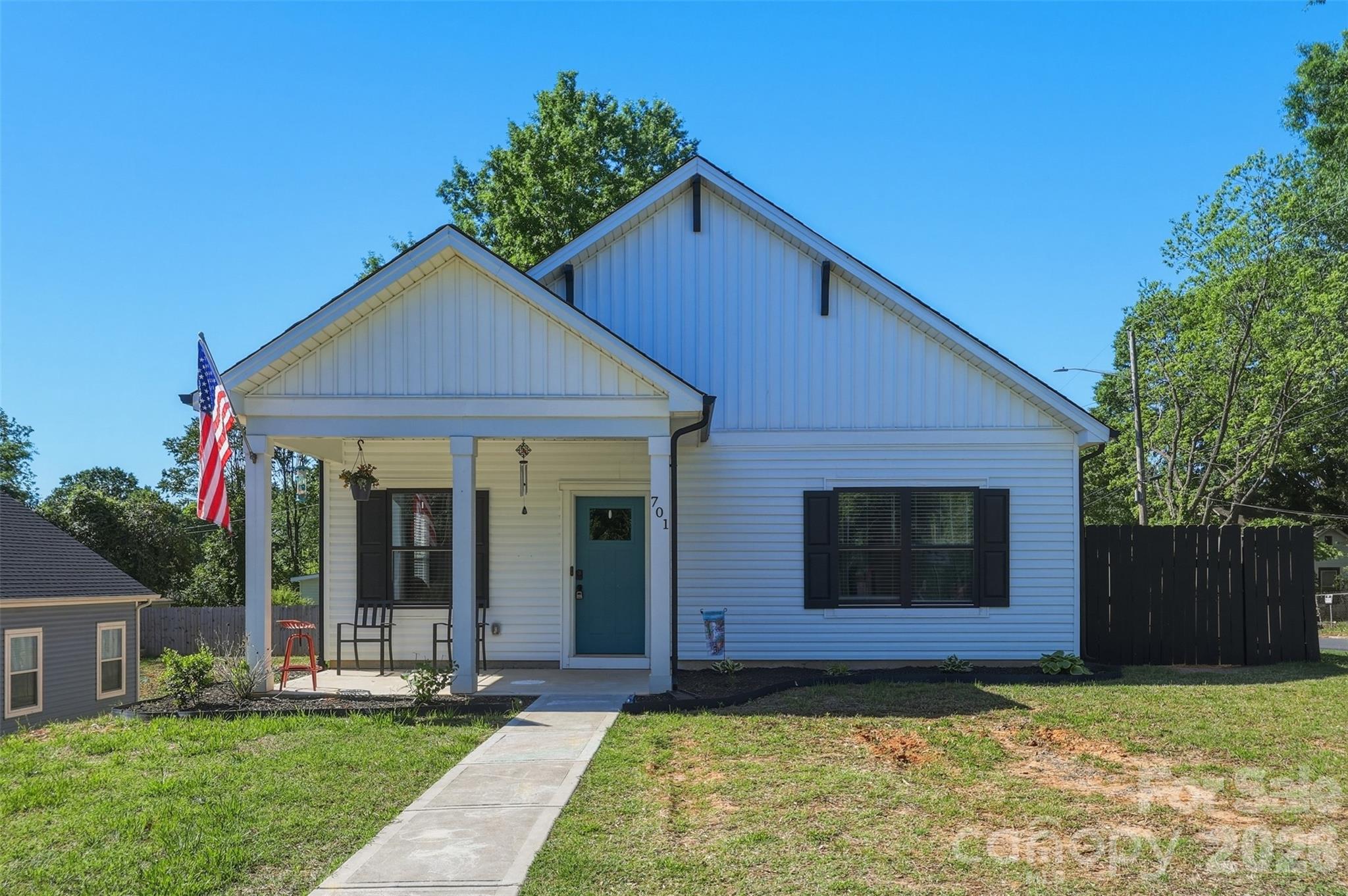 701 E 3rd Avenue — Gastonia