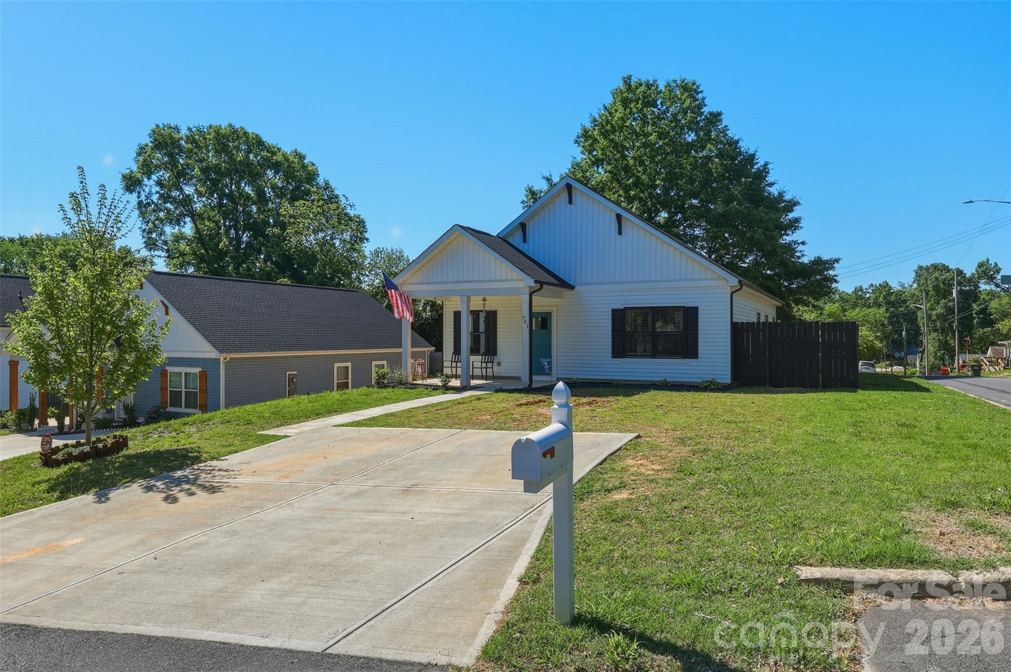 701 E 3rd Avenue — Gastonia
