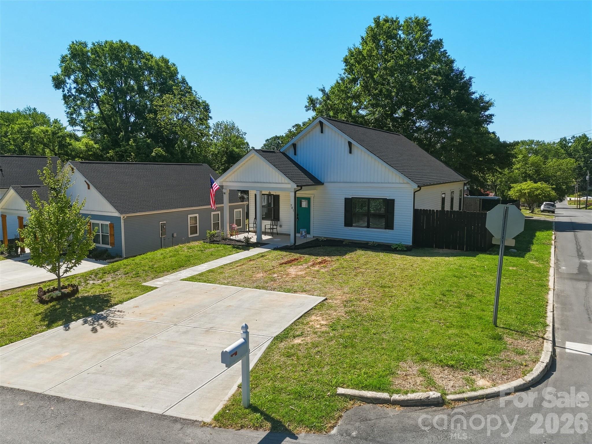 701 E 3rd Avenue — Gastonia