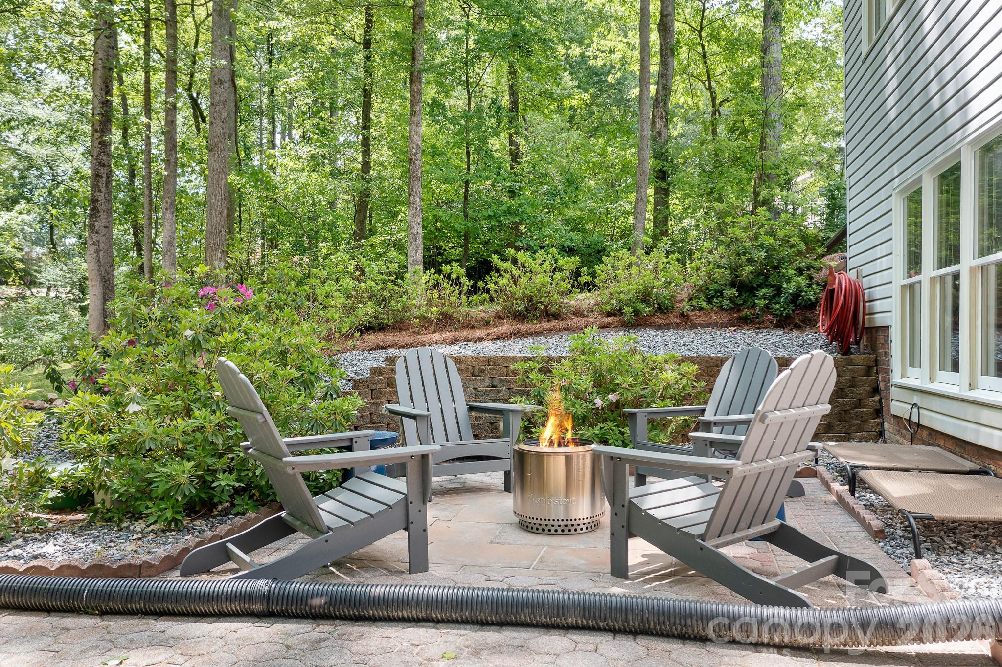 199 Buckingham Place Road — Mooresville