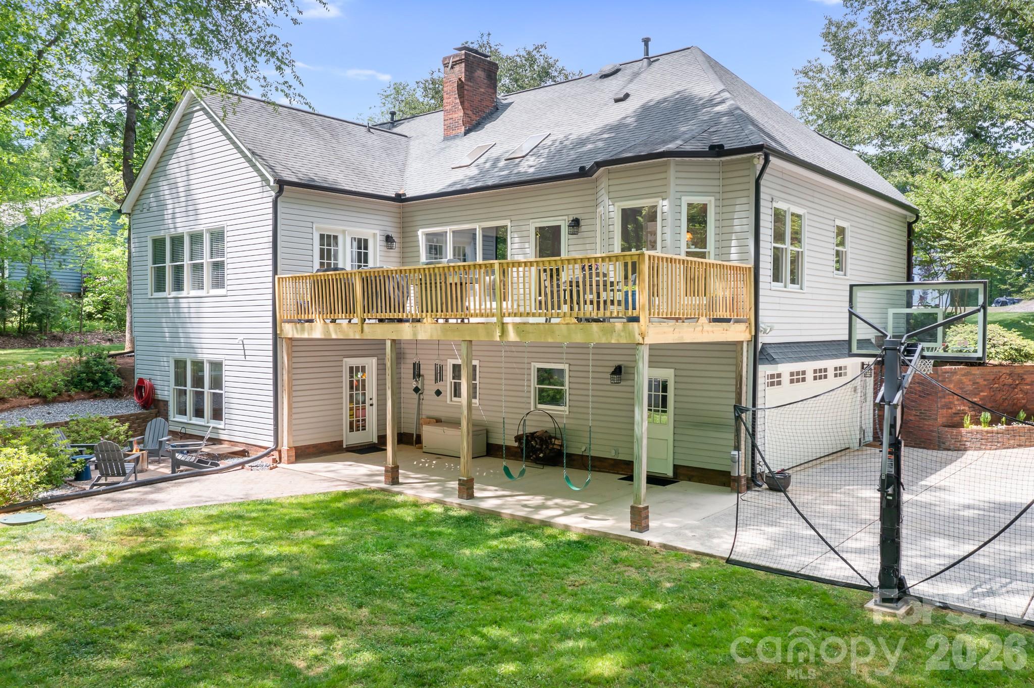 199 Buckingham Place Road — Mooresville