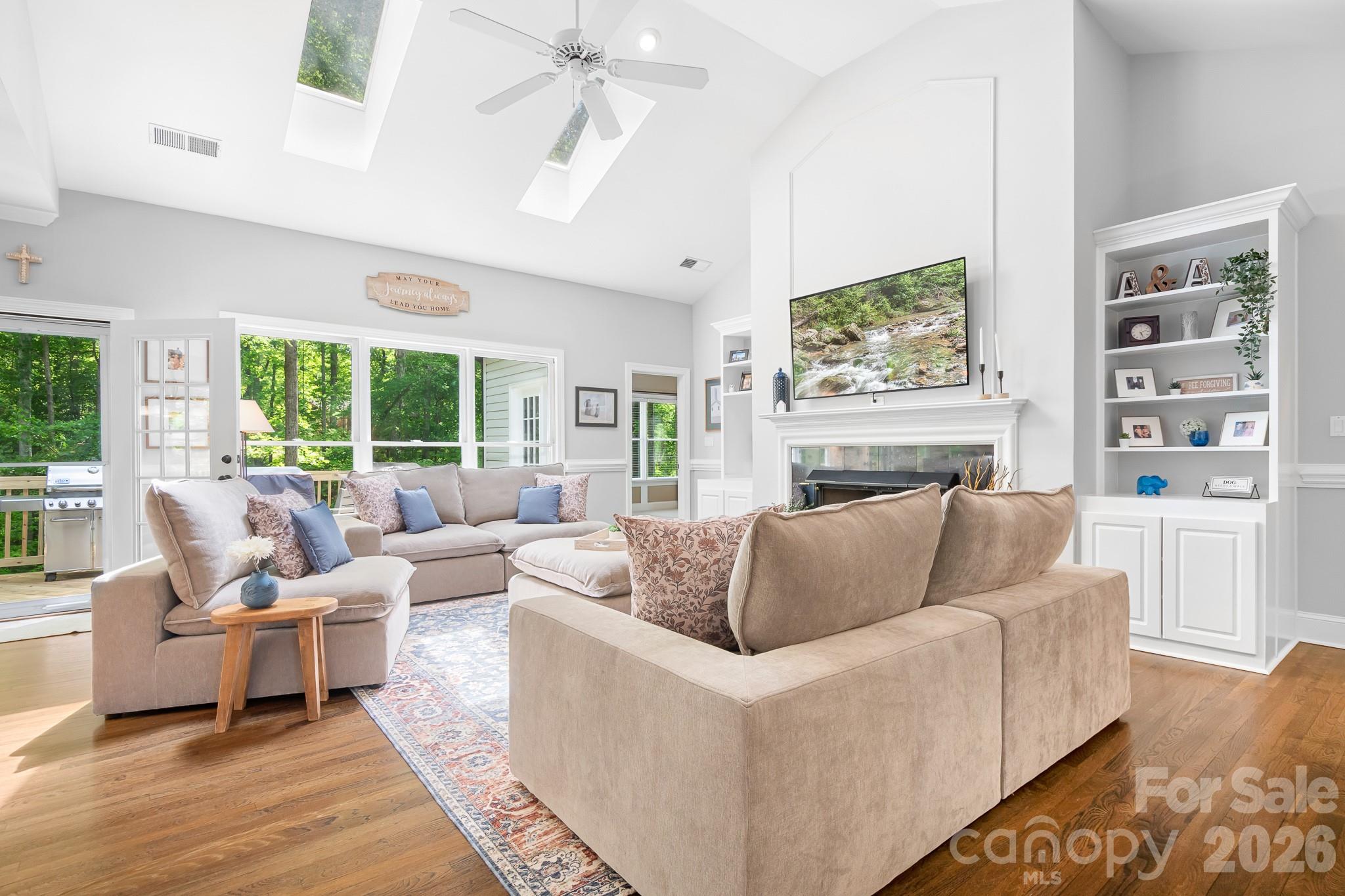 199 Buckingham Place Road — Mooresville